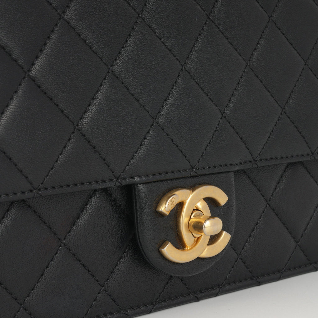 Chanel Medium Chic Pearl Flap