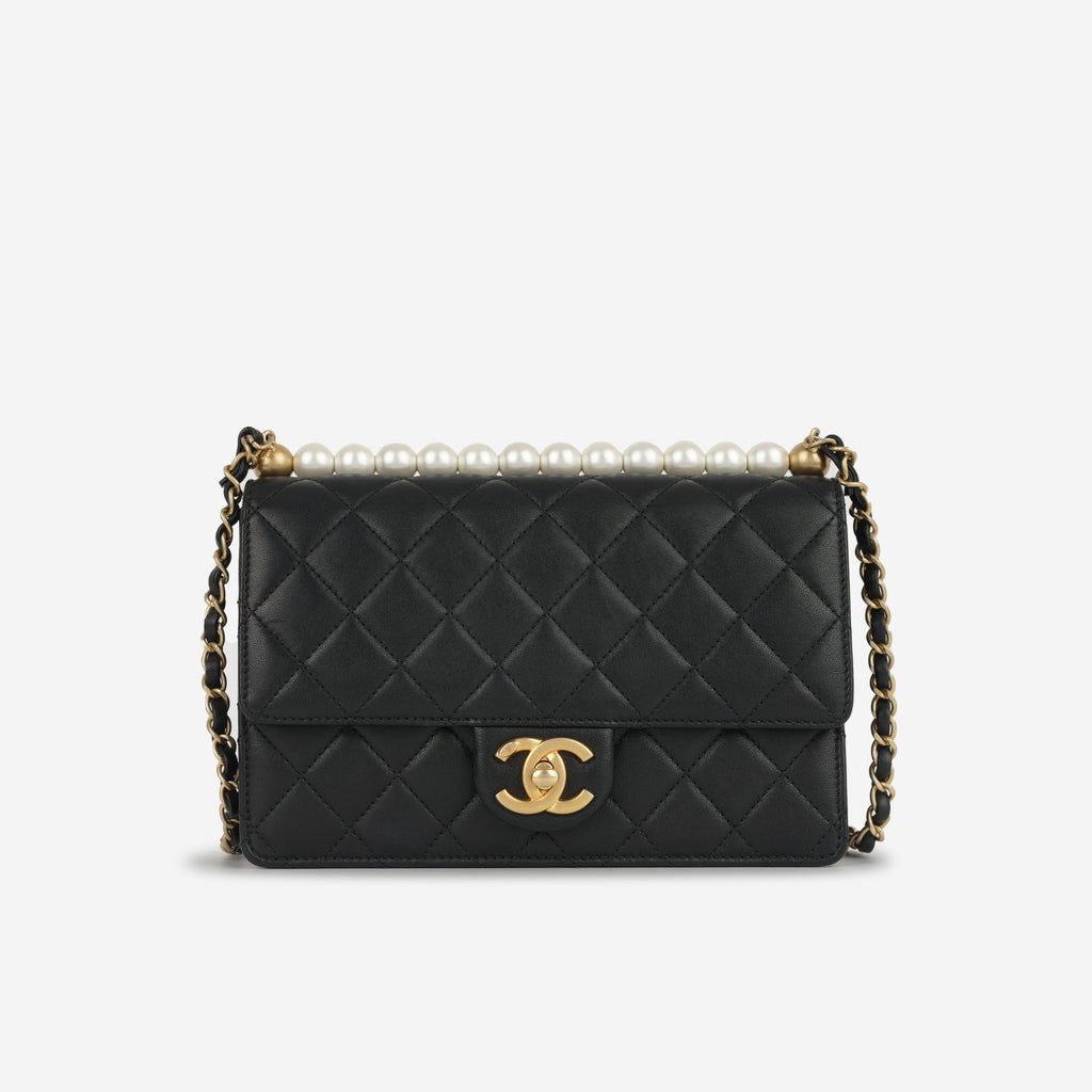 Chanel Medium Chic Pearl Flap