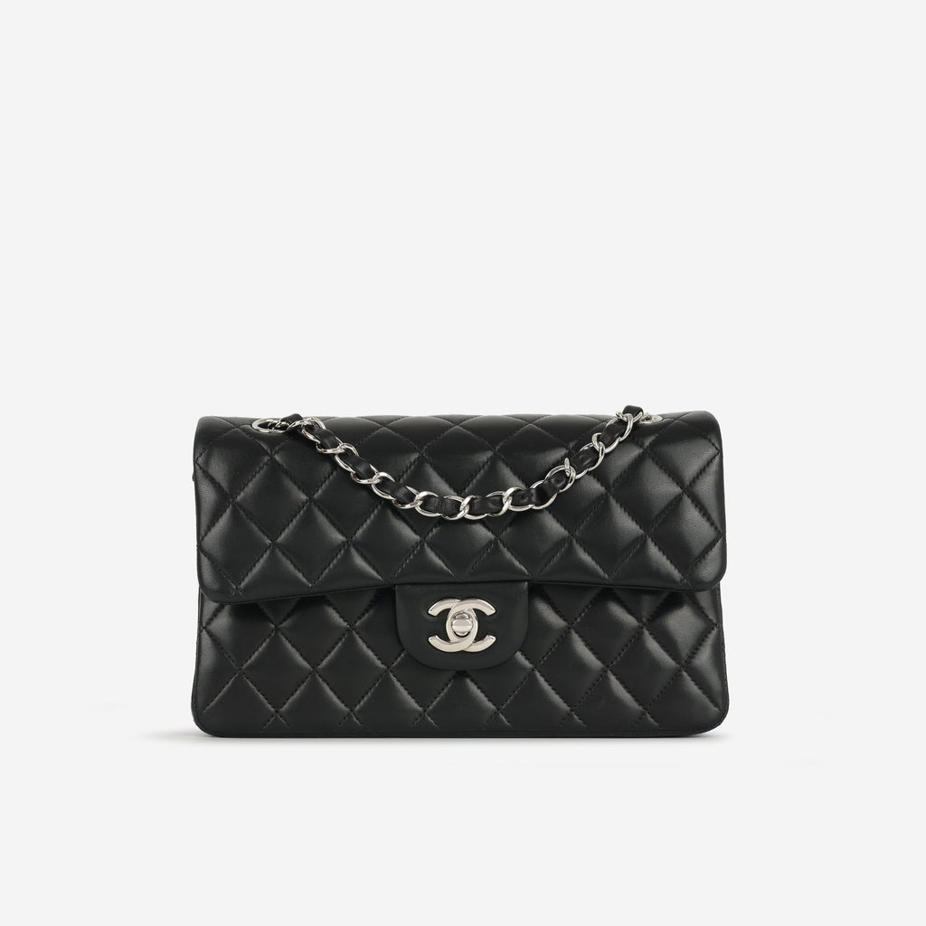 Small Classic Flap