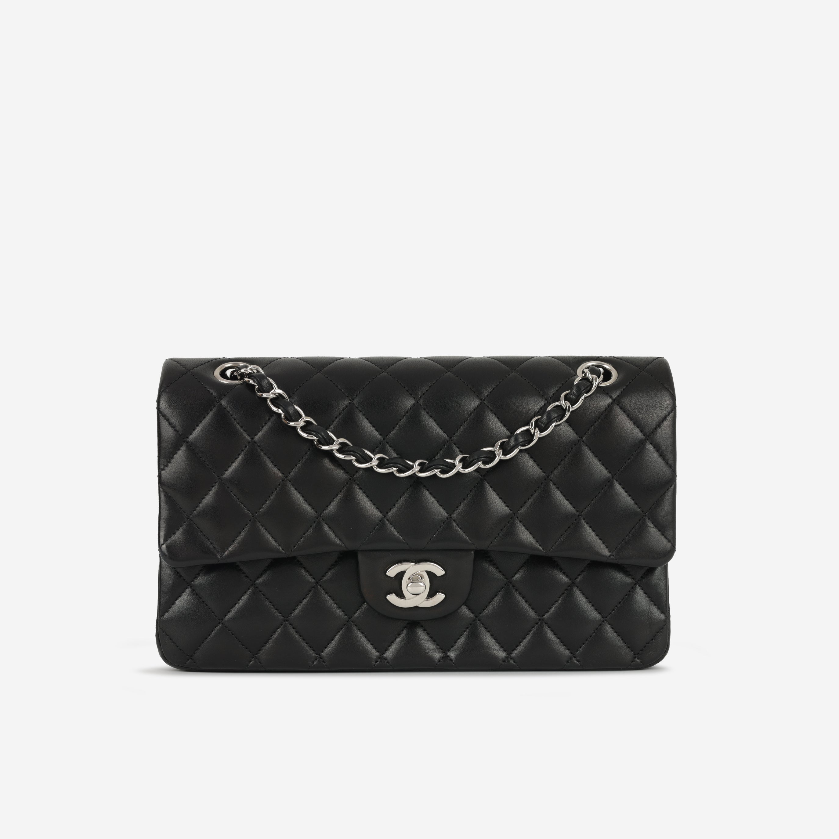 Medium Classic Flap