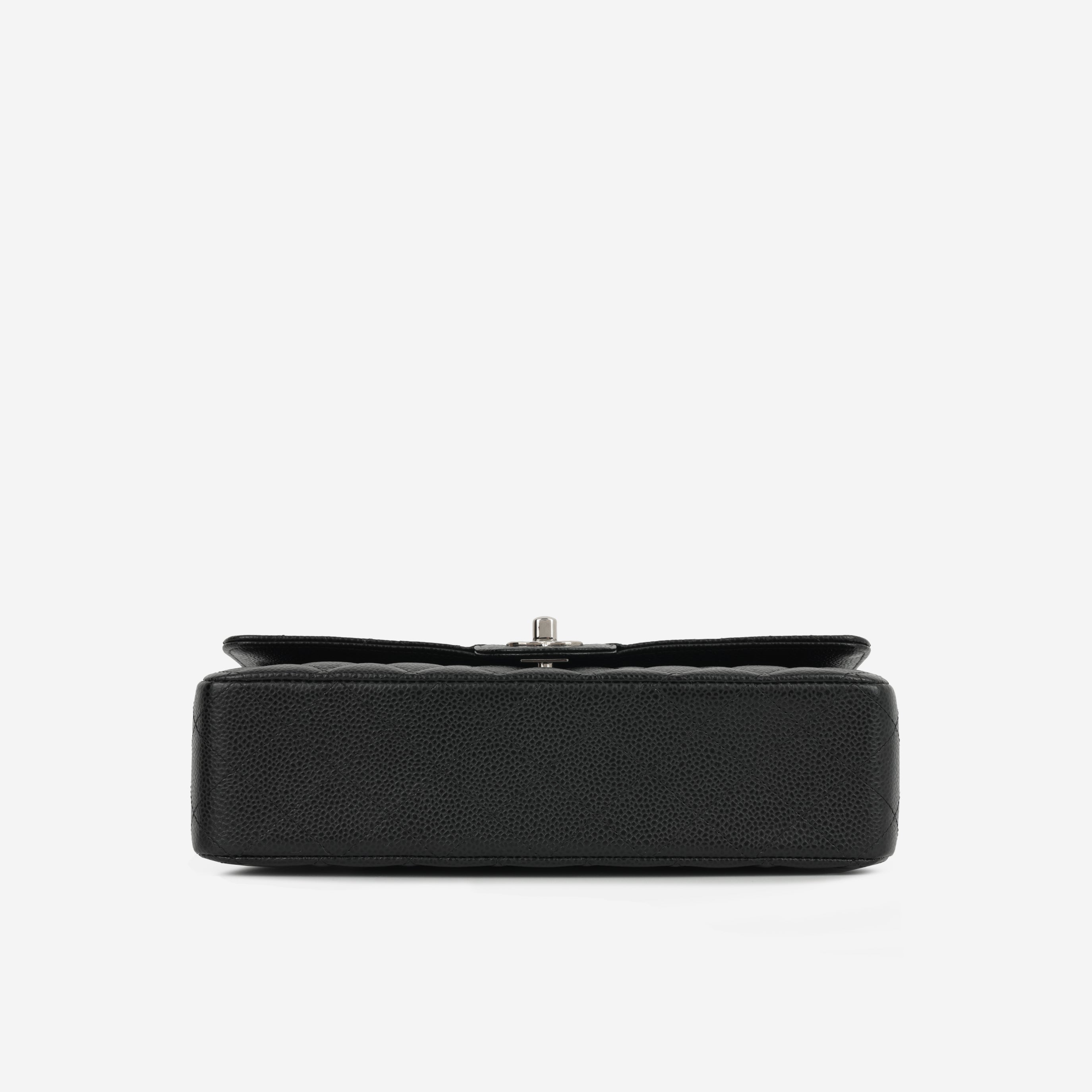 Medium Classic Flap