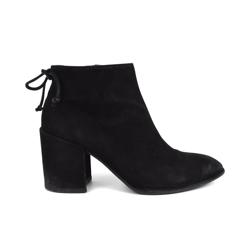 Stuart Weitzman 'Gardiner' Ankle Booties - Women's 36