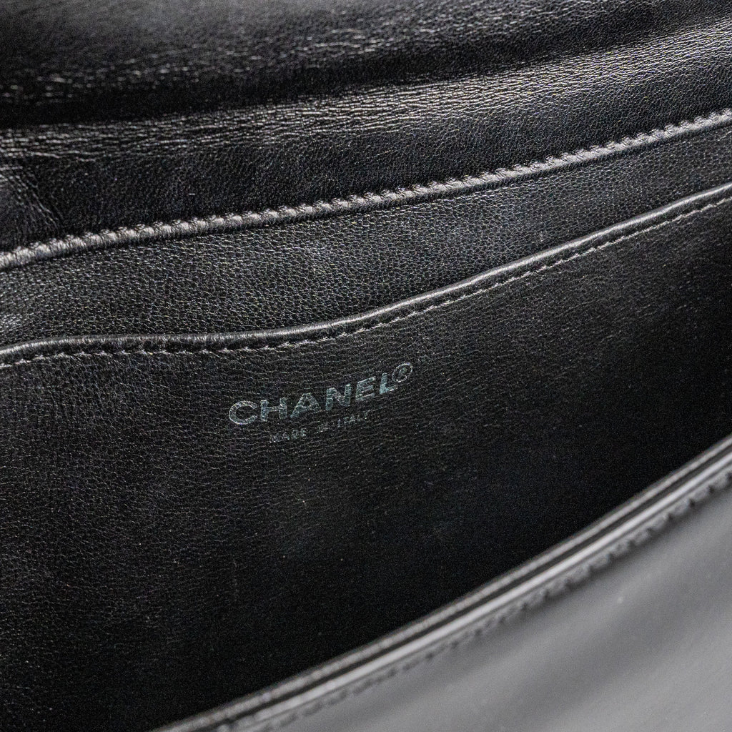 Chanel Vintage Patent Graphic Clutch