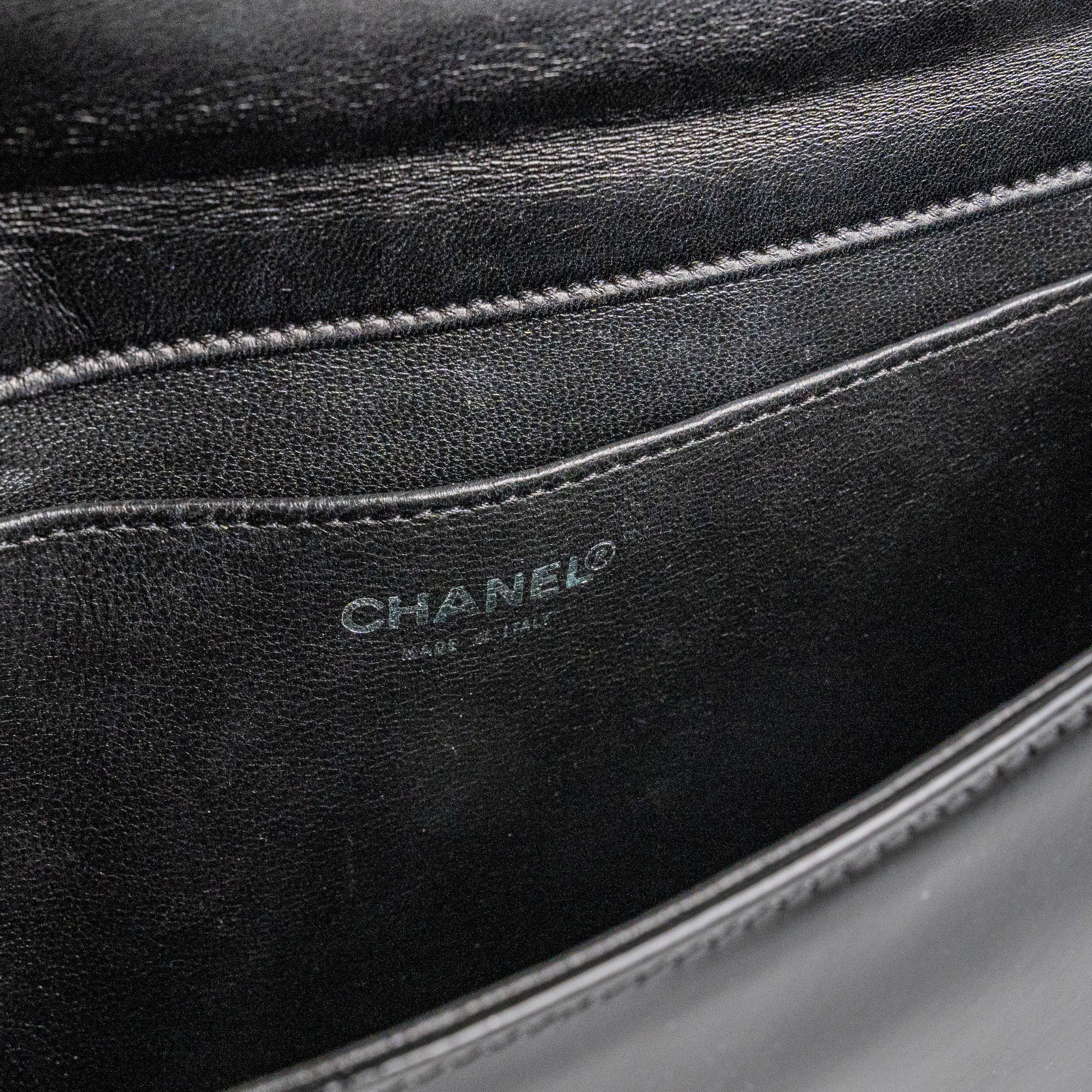 Chanel Vintage Patent Graphic Clutch
