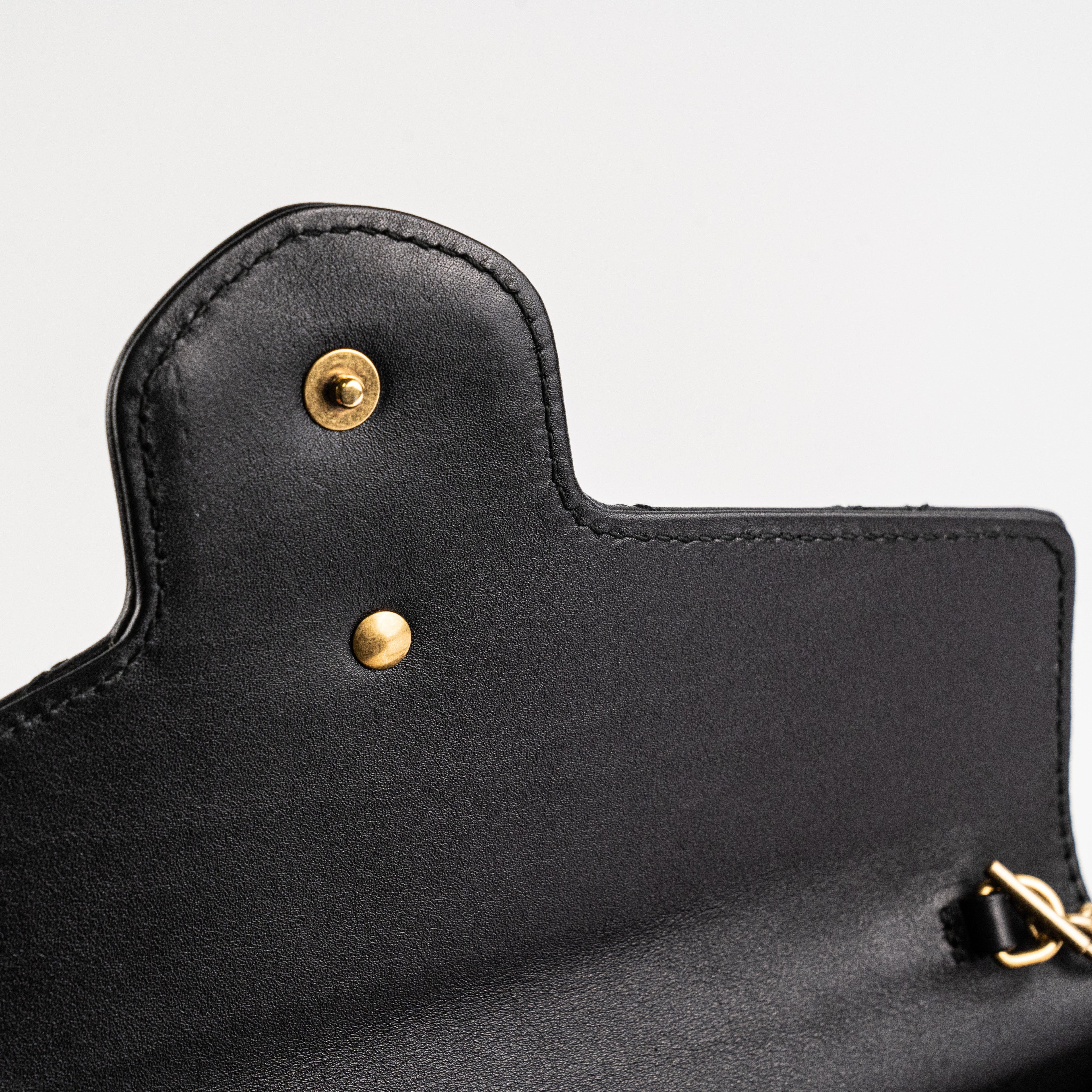Gucci Pearl GG Black Wallet On Chain WOC