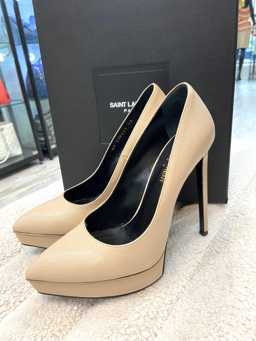 YVES SAINT LAUREN JANIS GRAINED LEATHER PLATFORM PUMPS