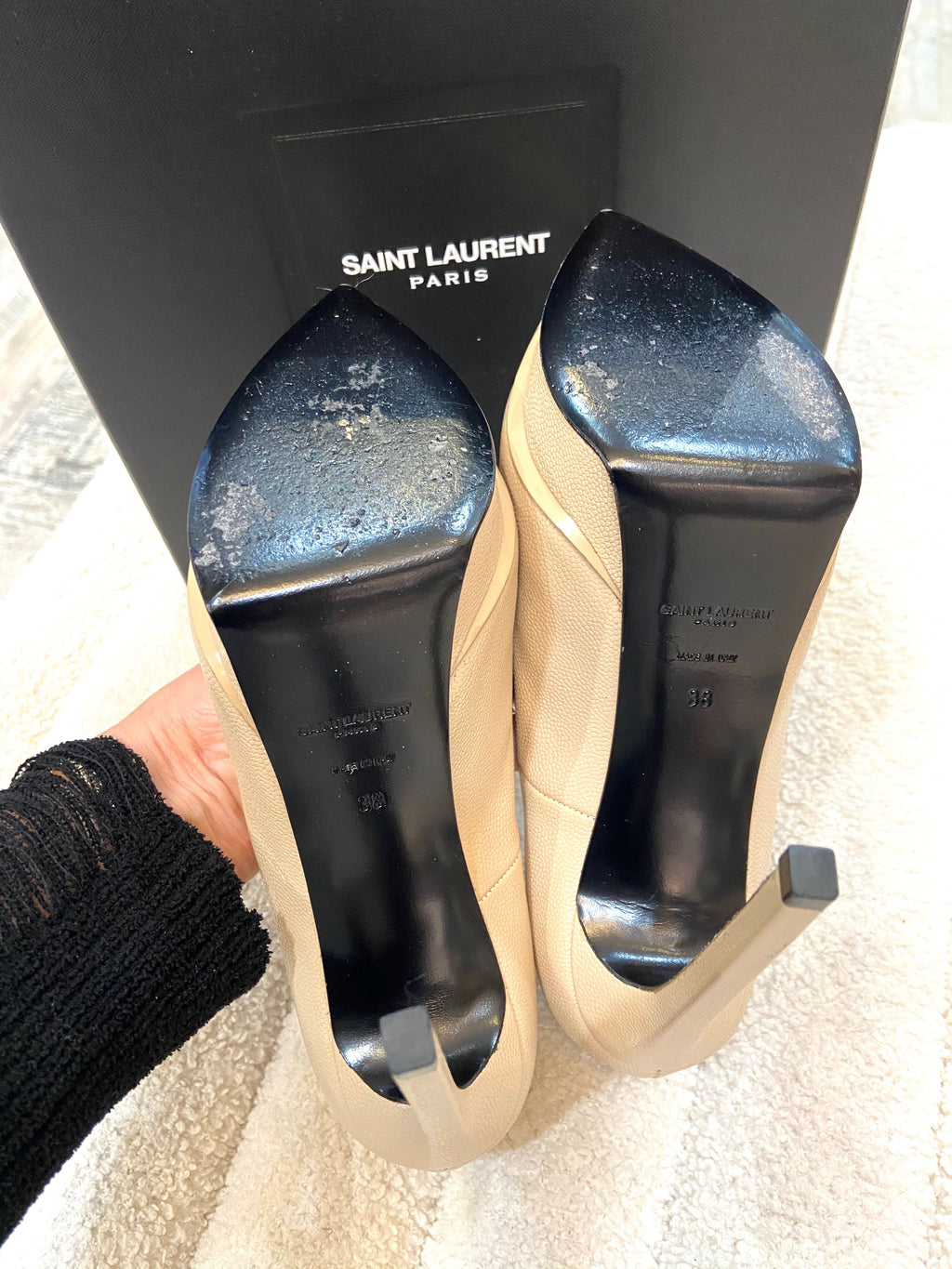 YVES SAINT LAUREN JANIS GRAINED LEATHER PLATFORM PUMPS