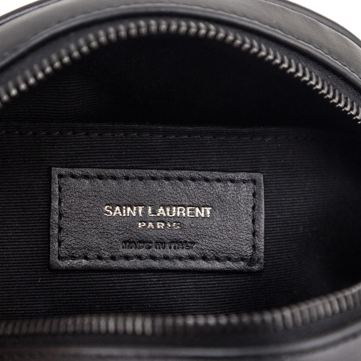Saint Laurent Black Calfskin Matelasse Chevron Round Vinyle Camera Bag