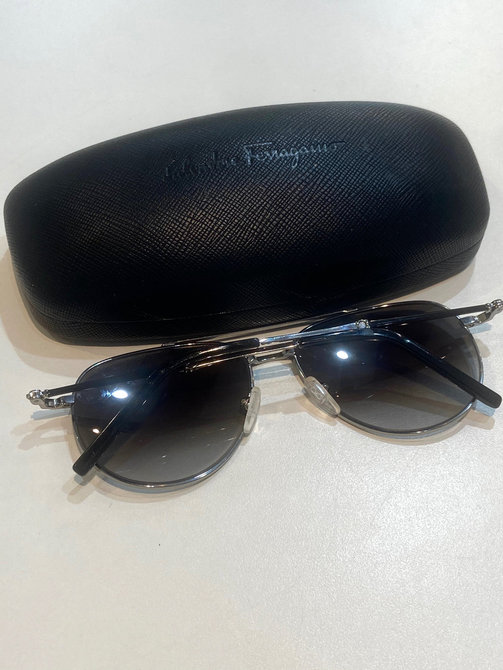 SALVATORE FERRAGAMO AVIATOR SUNGLASSES