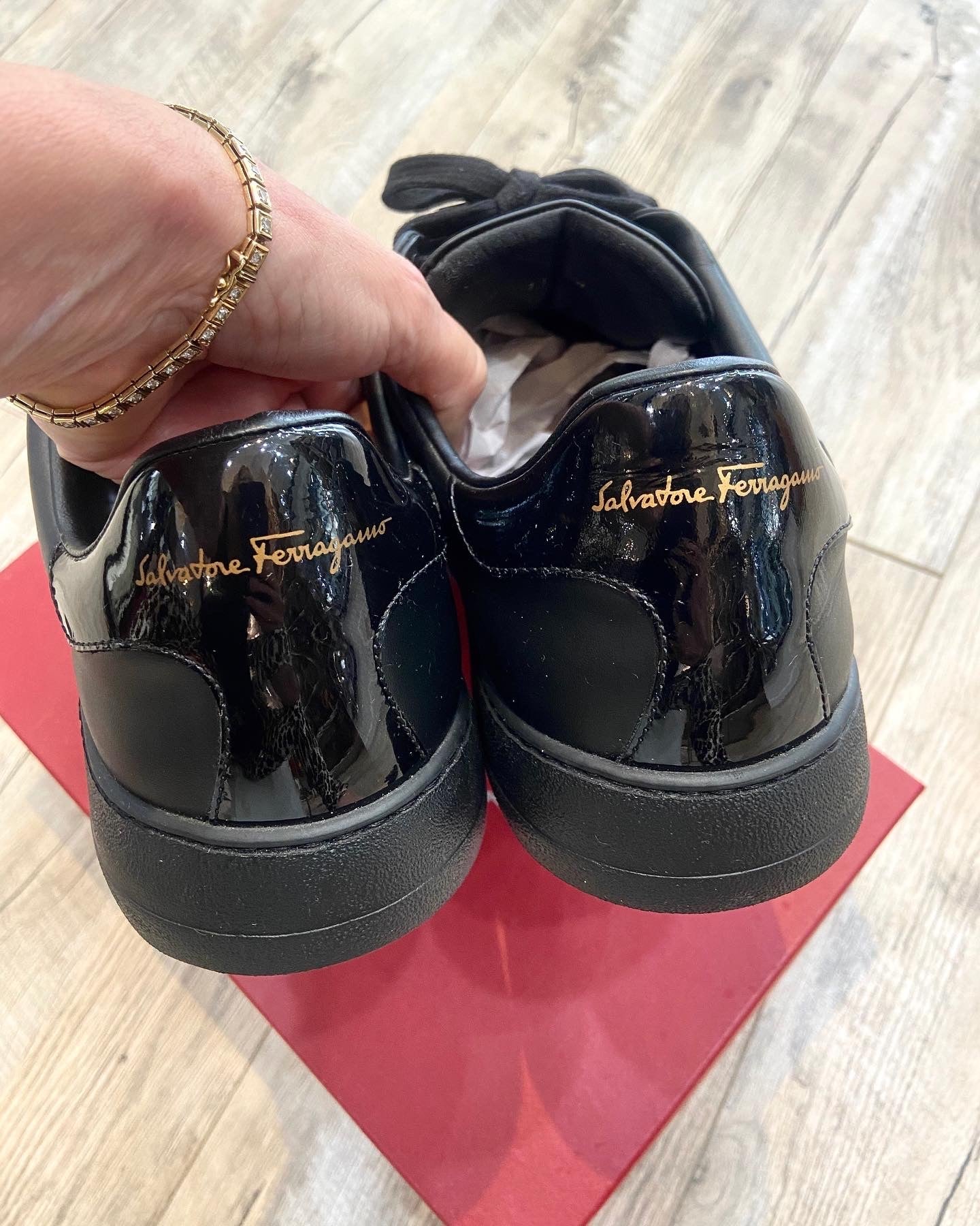 FERRAGAMO MEN'S CALFSKIN LEATHER NUMBER SNEAKERS