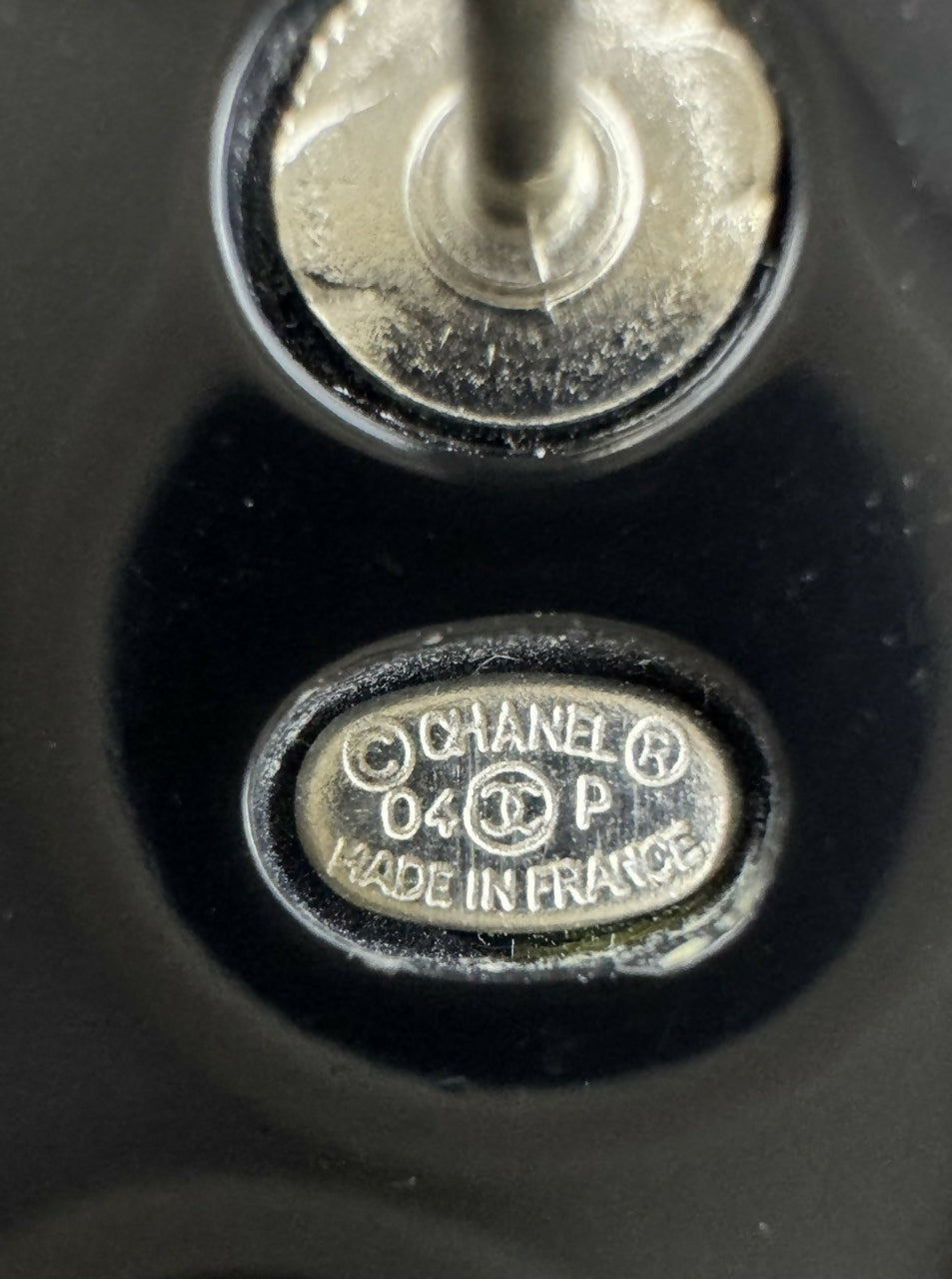 Chanel Vintage 04P Resin Black Disc Dynamic Brooch