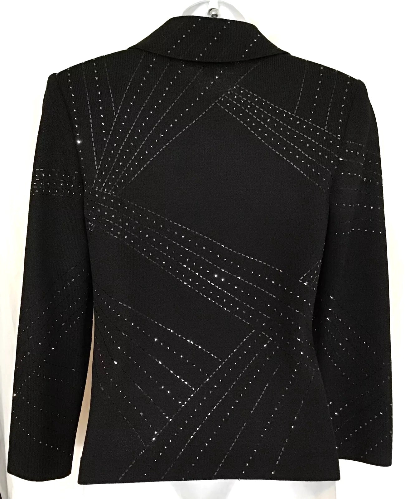 ST JOHN SEQUIN KNIT PAILLETTES CRYSTAL BUTTONS JACKET