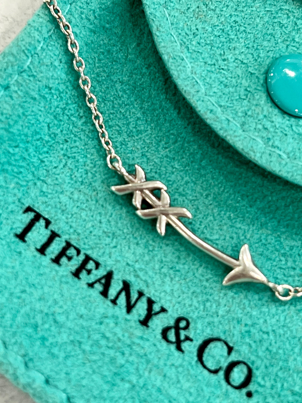 TIFFANY & CO. GRAFFITI ARROW STATION SILVER BRACELET