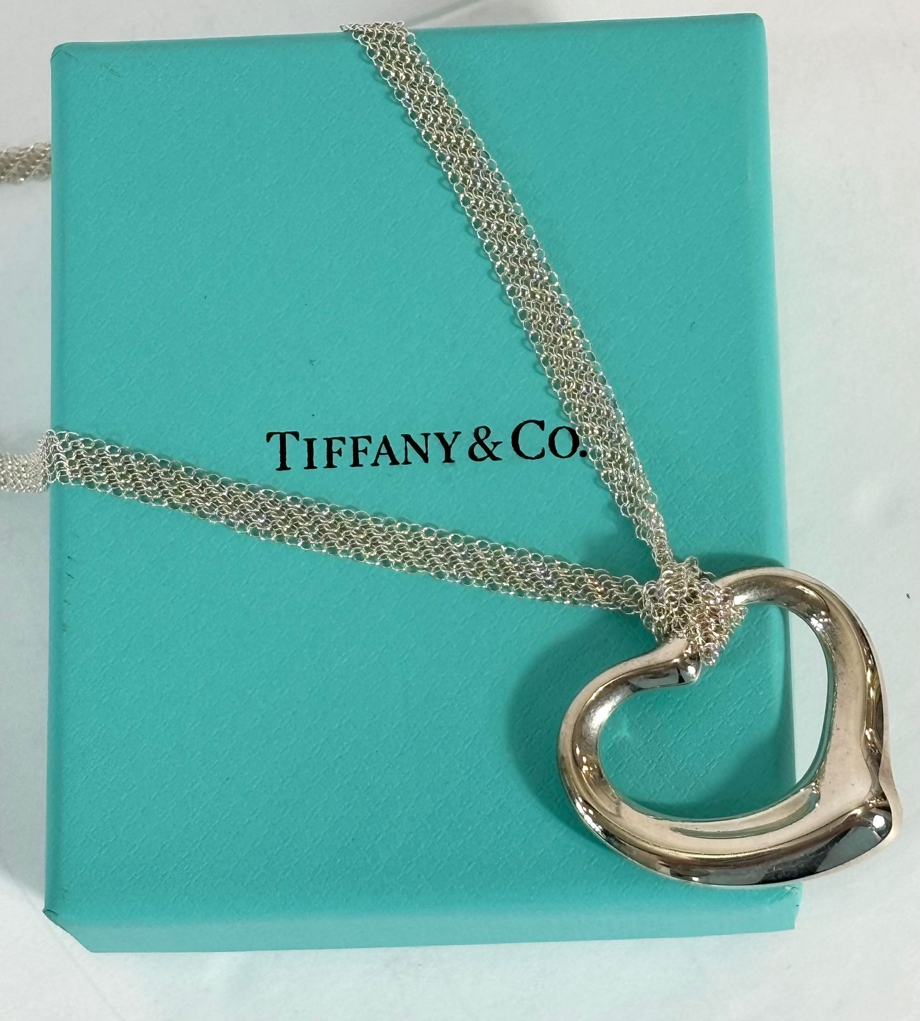 TIFFANY & CO. ELSA PERETTI OPEN HEART MESH NECKLACE