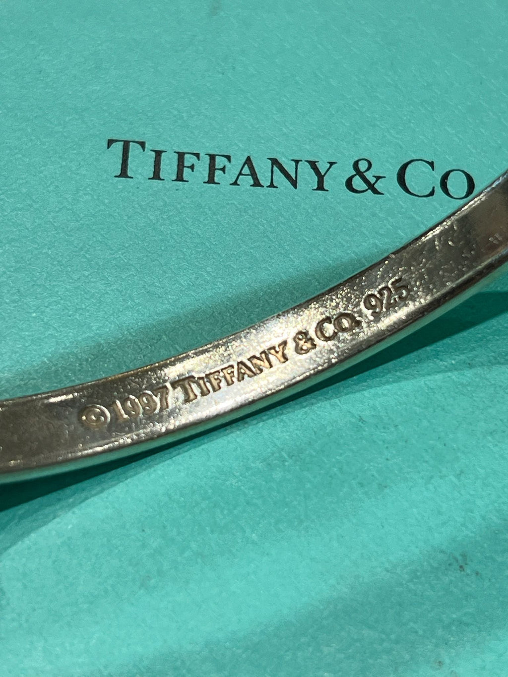TIFFANY & CO. STERLING SILVER BANGLE