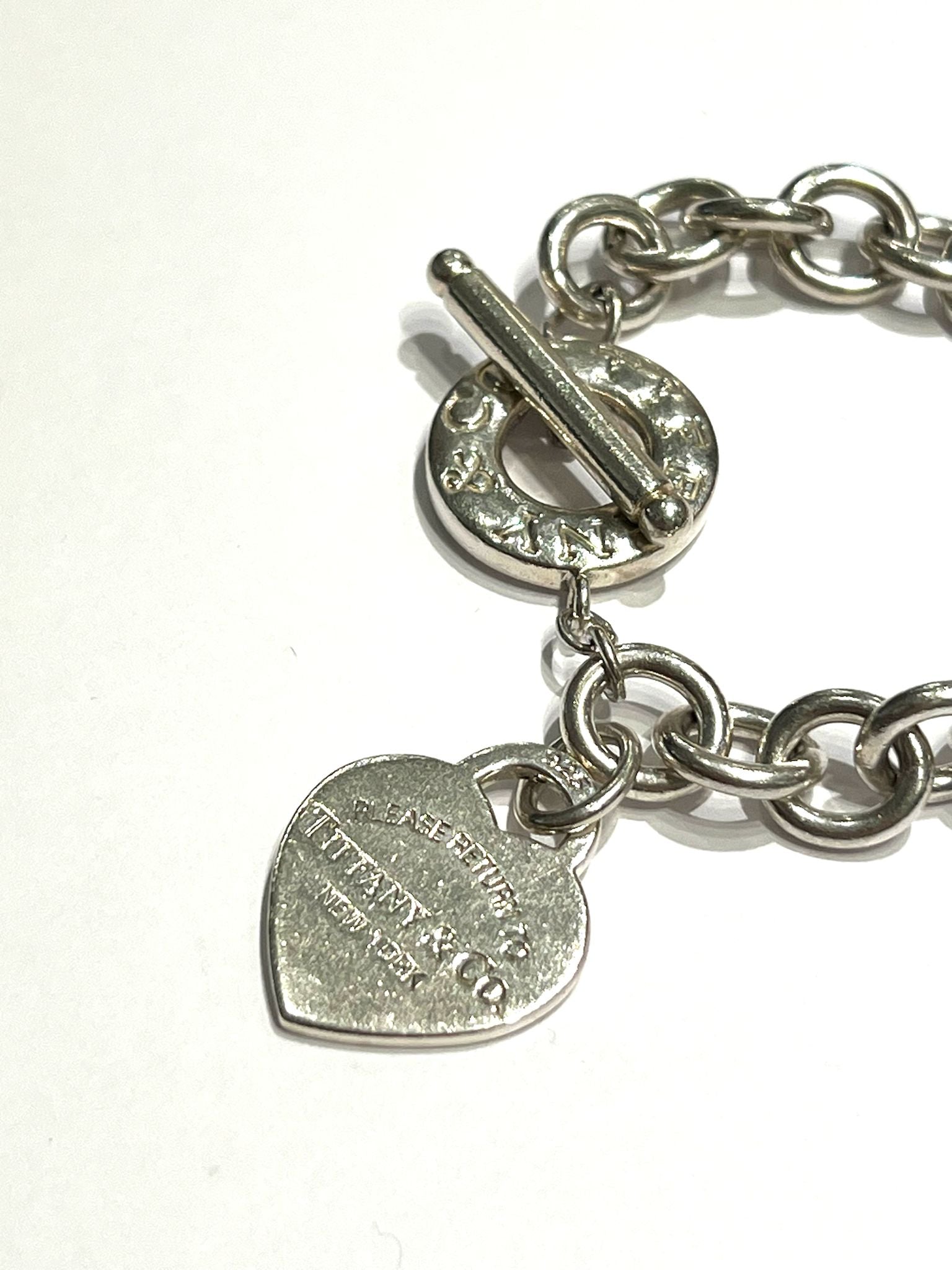 TIFFANY & CO. HEART TAG TOGGLE BRACELET