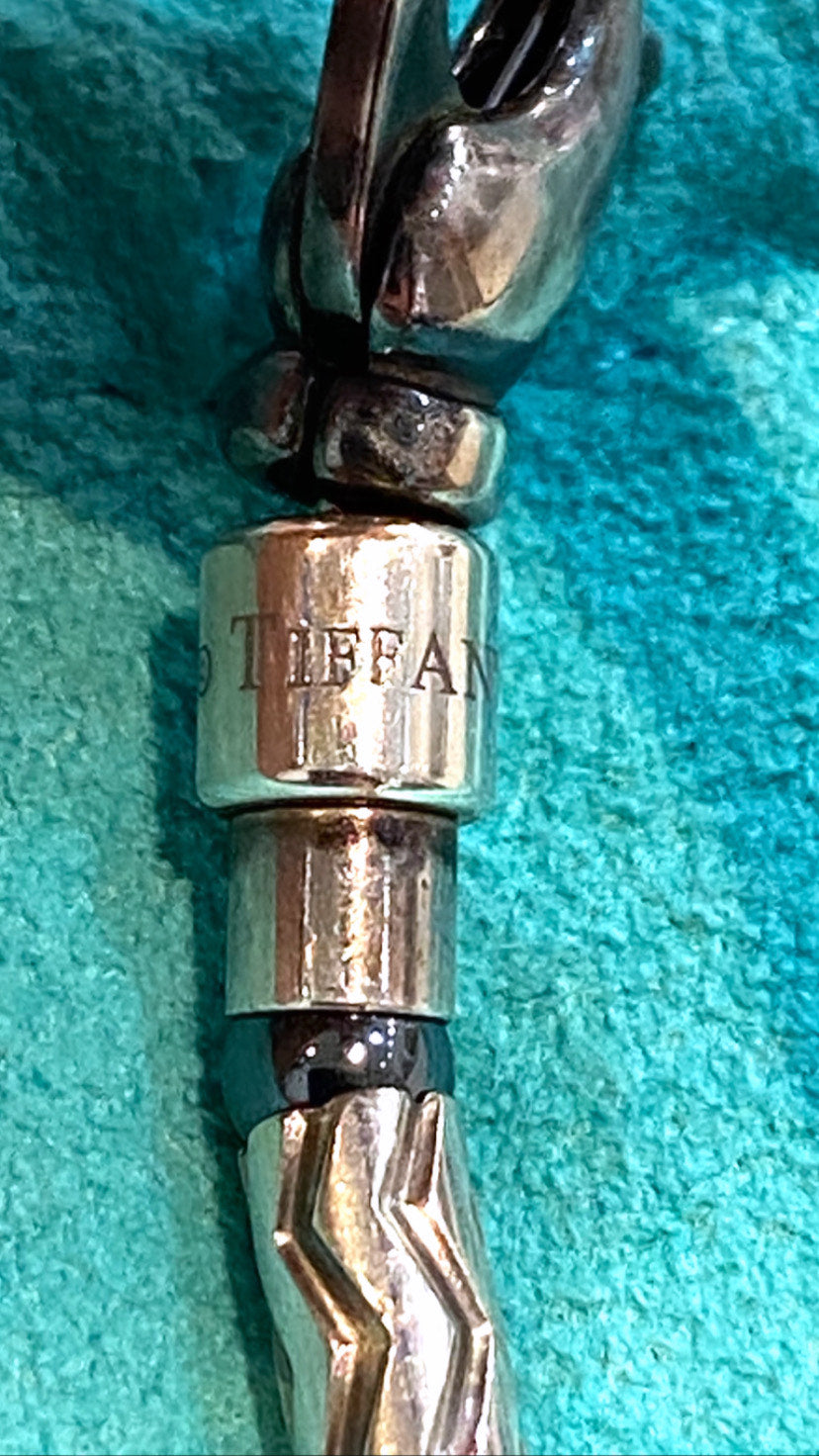 TIFFANY & CO. HEMATITE & AZTEC CARVED STERLING SILVER BRACELET