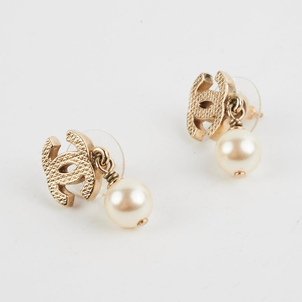 Chanel CC Gold Pearl Drop Earrings Costume Jewellery