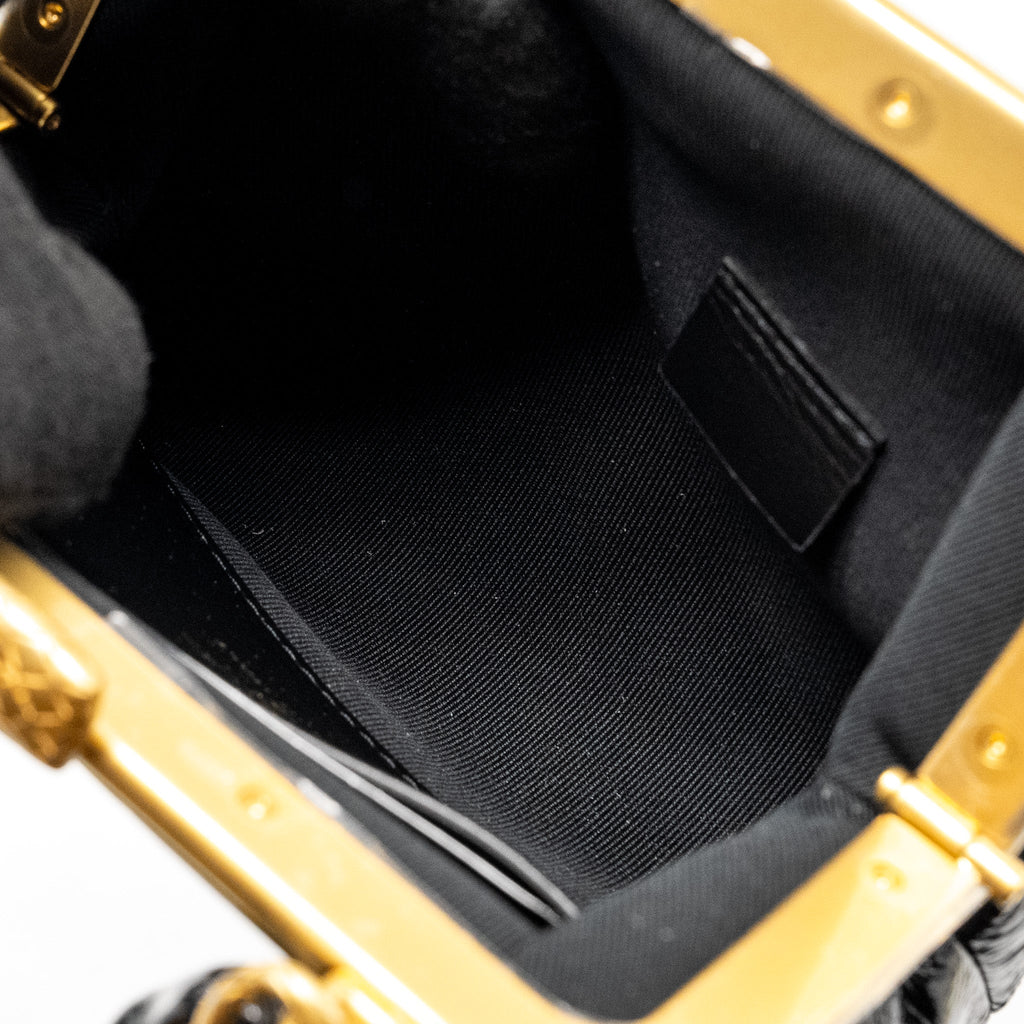 CHANEL 24A Bowknot Clutch With Chain Patent Crumpled lambskin/Shiny Lambskin Black/Pink  (Microchip)