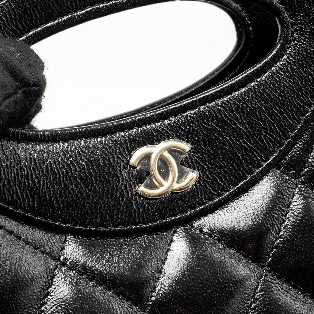 Chanel Mini 31 Clutch With Chain Shiny Calfskin Black L (Microchip)