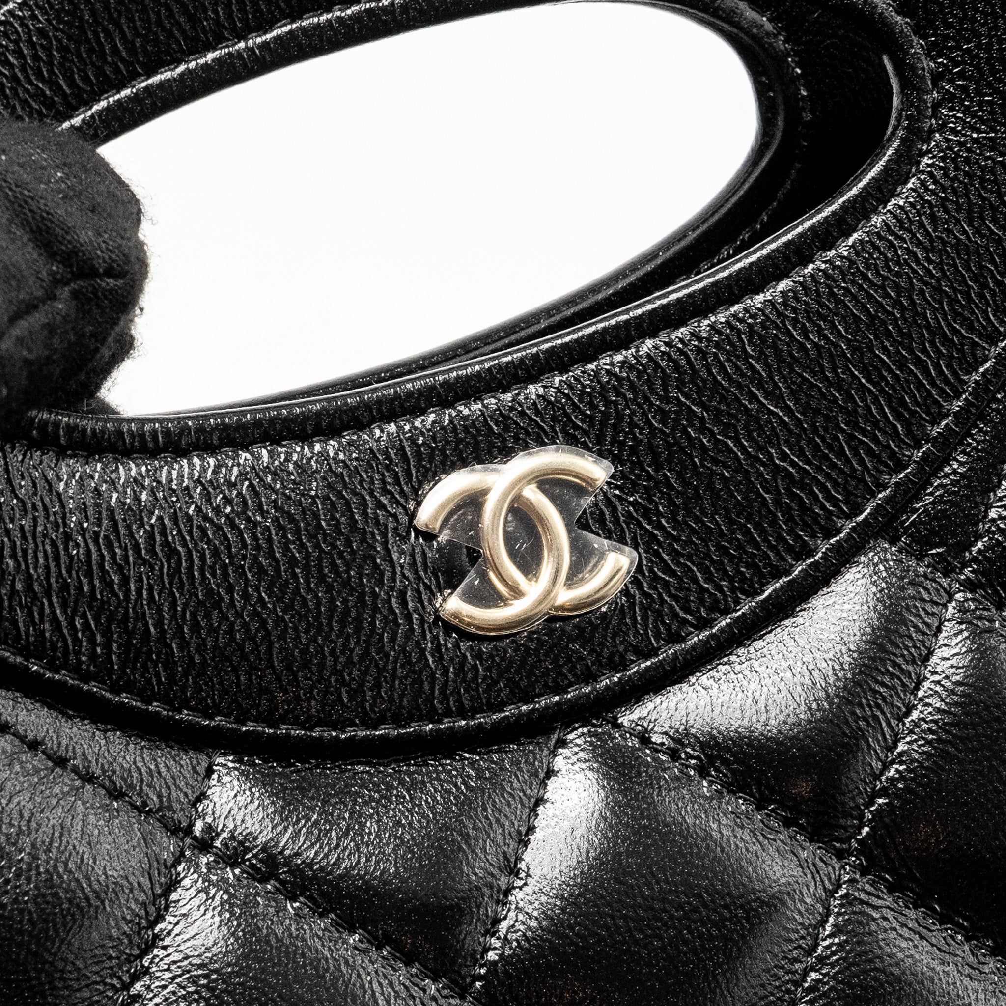 Chanel Mini 31 Clutch With Chain Shiny Calfskin Black L (Microchip)