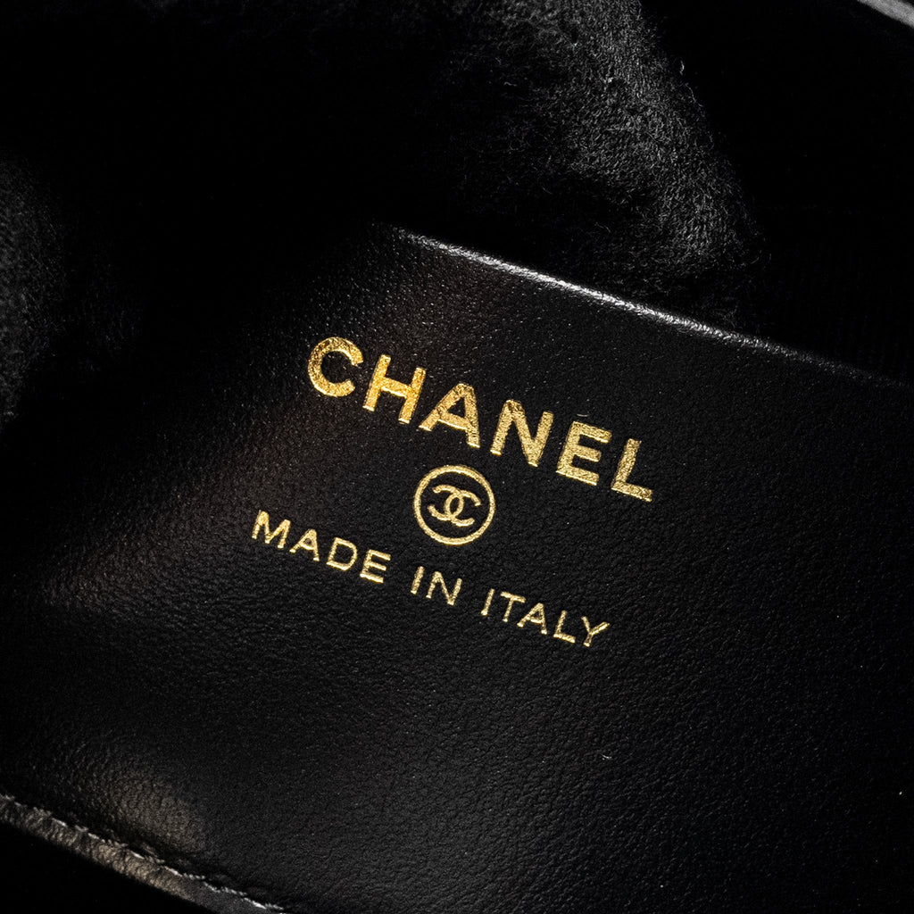 Chanel Mini 31 Clutch With Chain Shiny Calfskin Black L (Microchip)