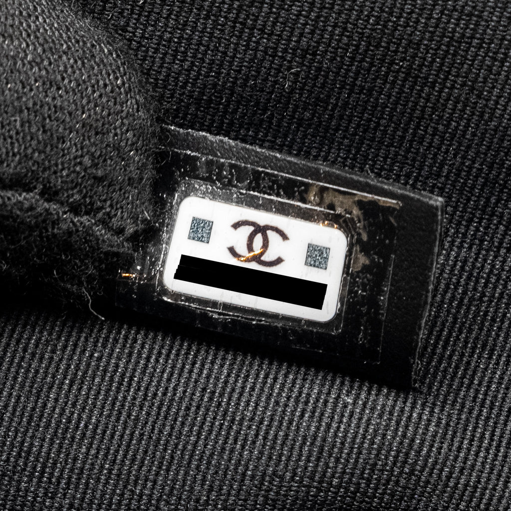 Chanel 24A Bowknot Clutch With Chain patent Crumpled Lambskin/Shiny Lambskin Black  (microchip)