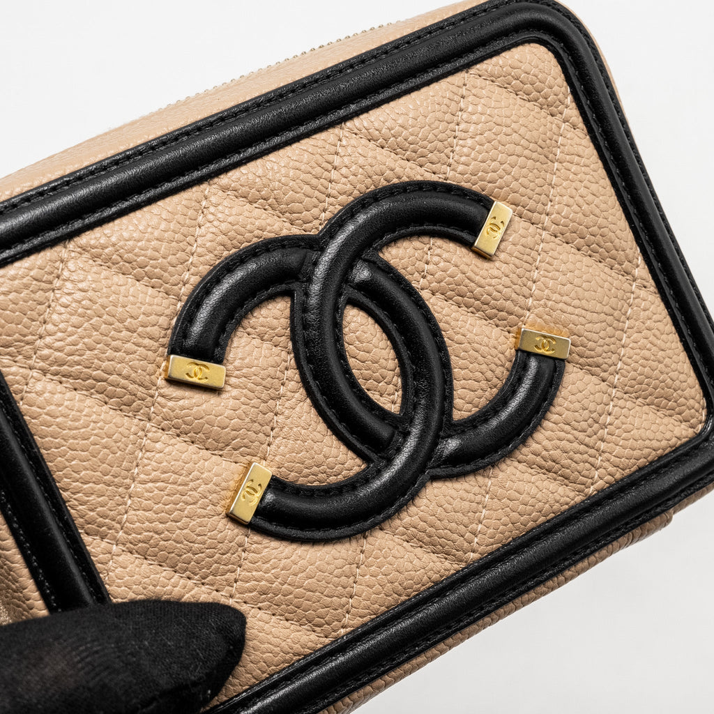 Chanel Mini Filigree Vanity Clutch Caviar Beige / Black