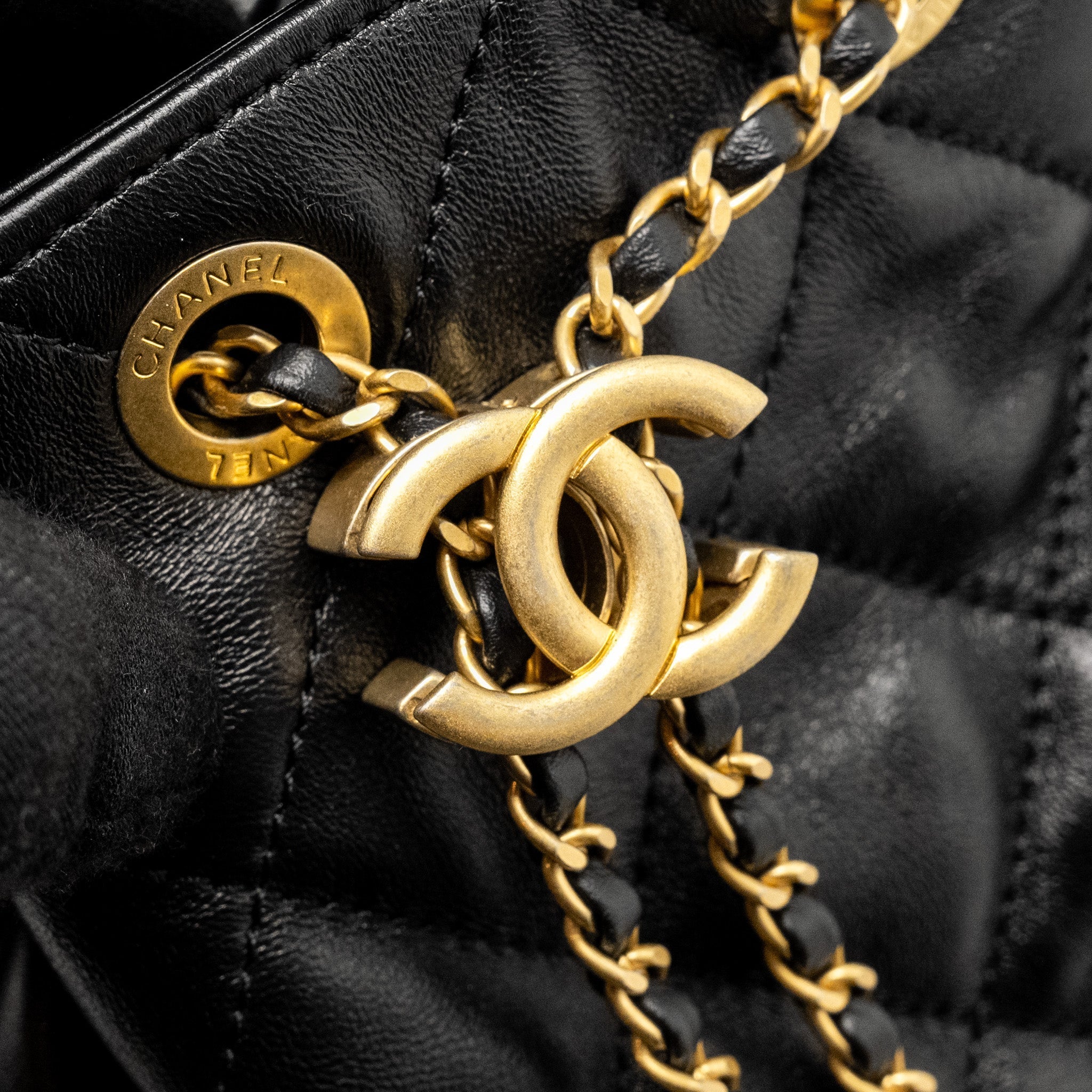 Chanel 22S Candy Chains Mini Bucket Backpack Lambskin Black  (Microchip)