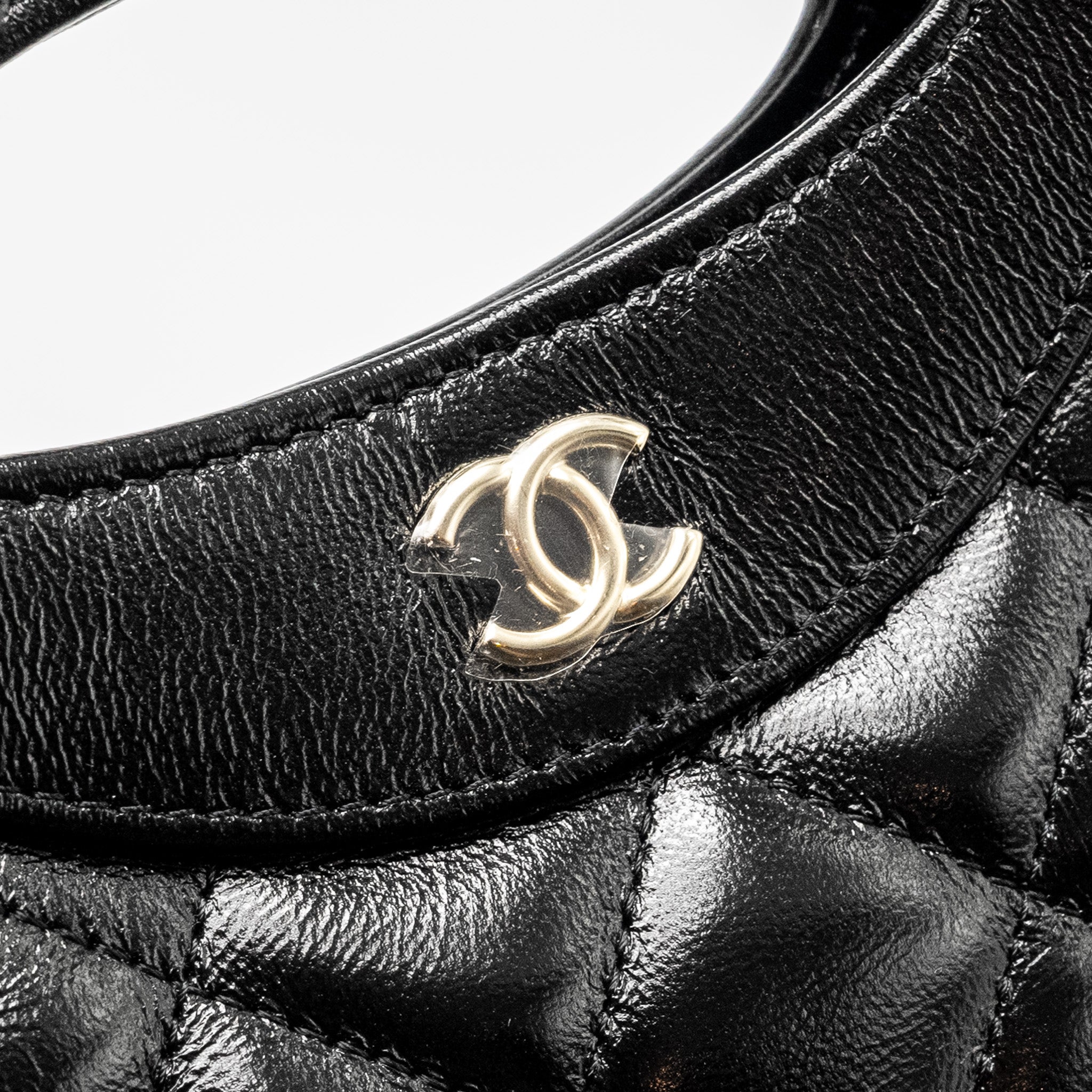 Chanel Mini 31 Clutch with Chain Shiny Calfskin Black L (microchip)