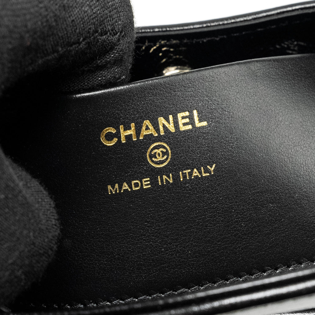Chanel Mini 31 Clutch with Chain Shiny Lambskin Black L (Microchip)