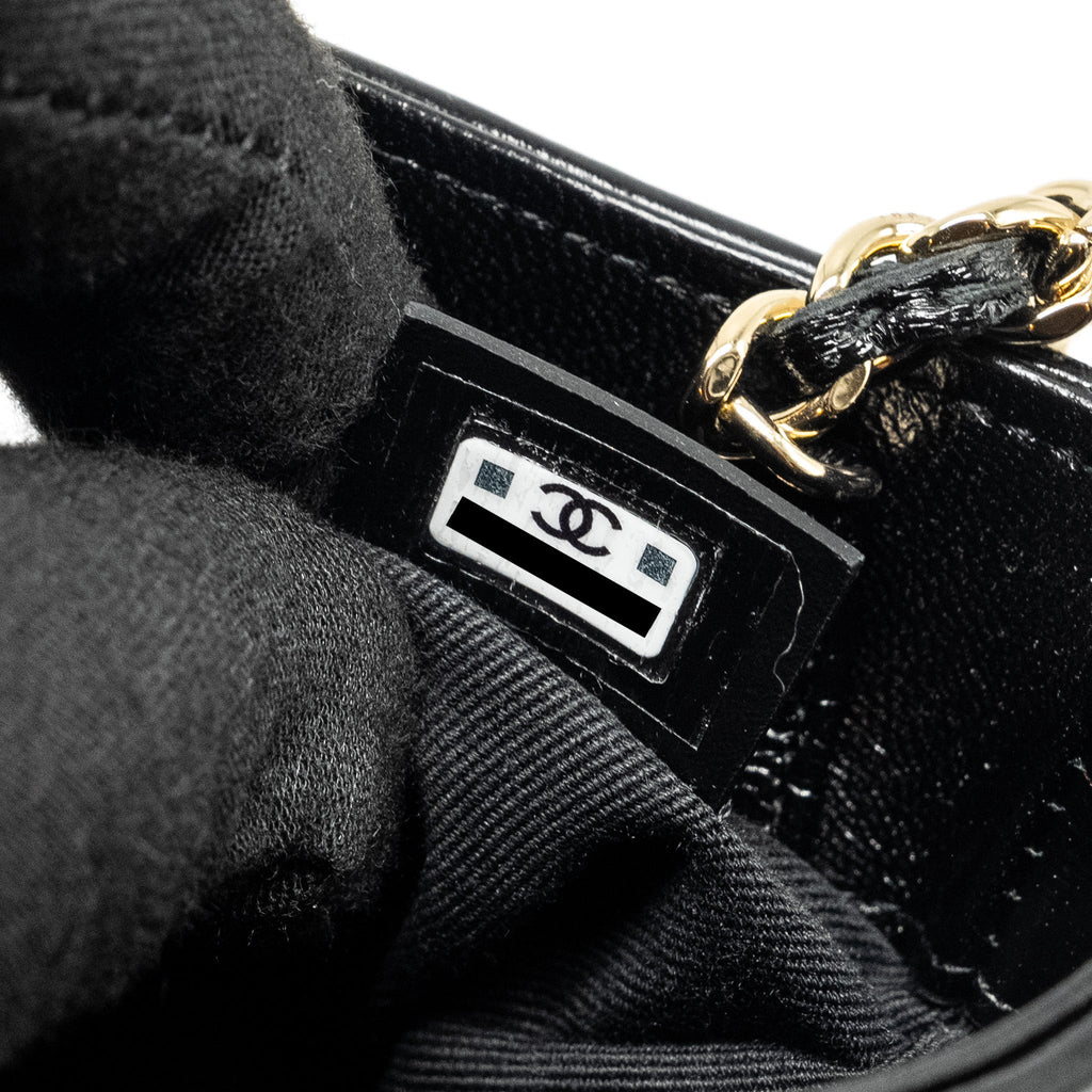 Chanel Mini 31 Clutch with Chain Shiny Lambskin Black L (Microchip)