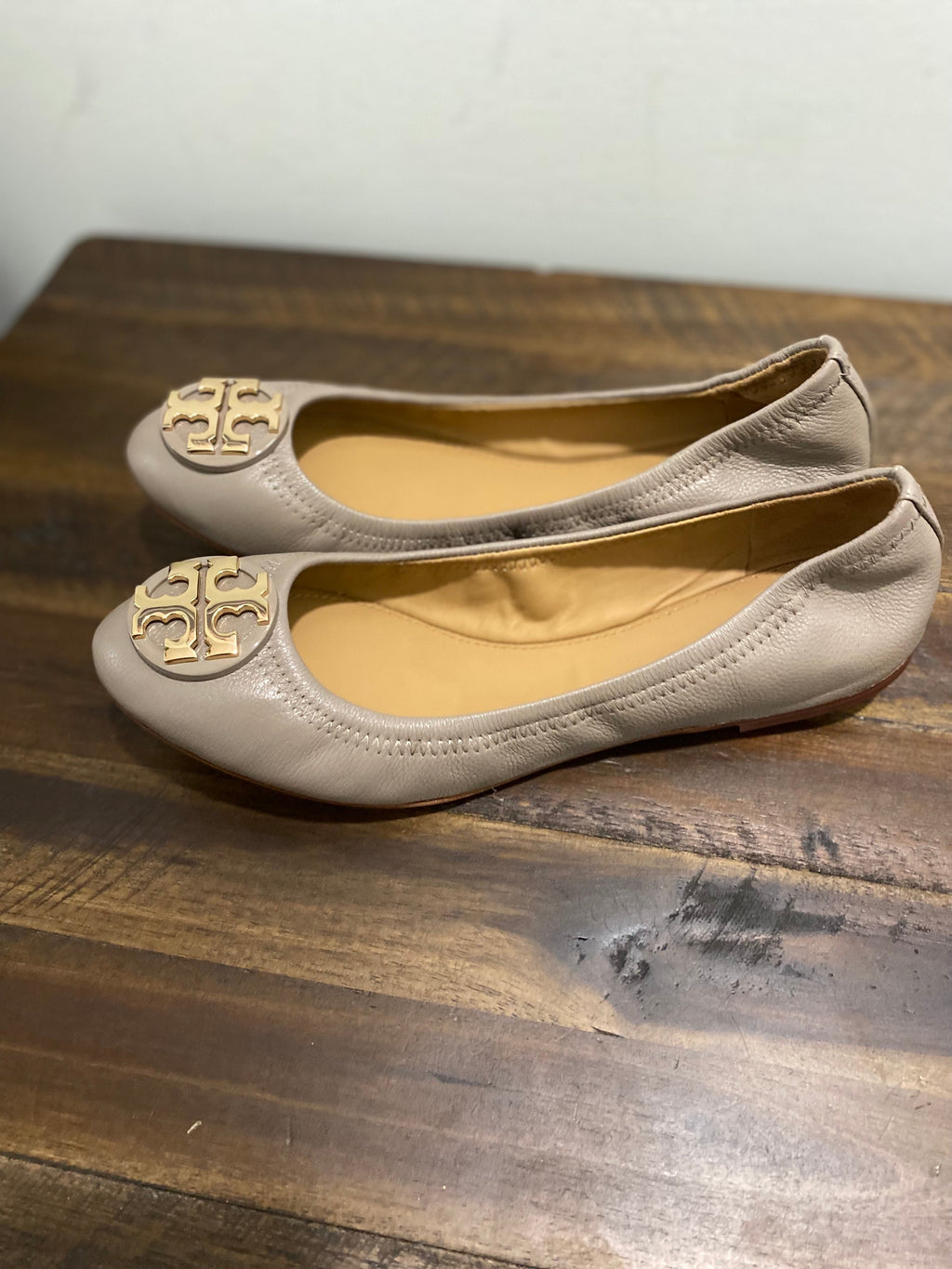 TORY BURCH BENTON NAPPA LEATHER BALLET FLATS