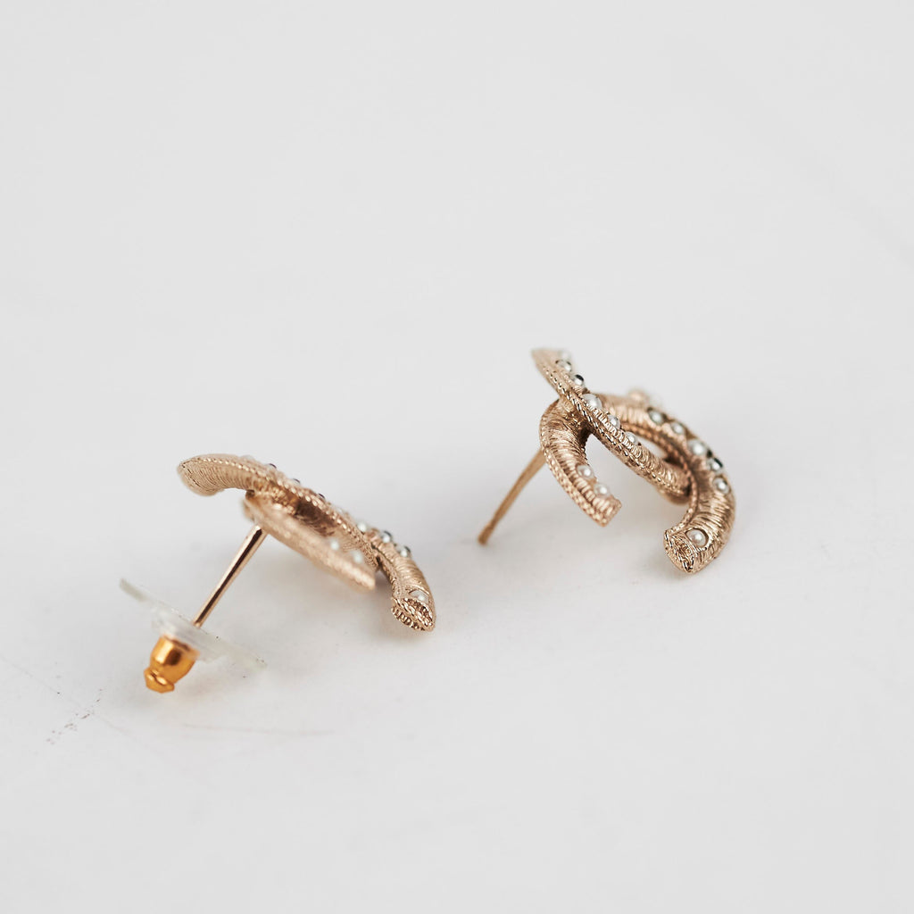 Chanel CC Logo Pearl Earrings