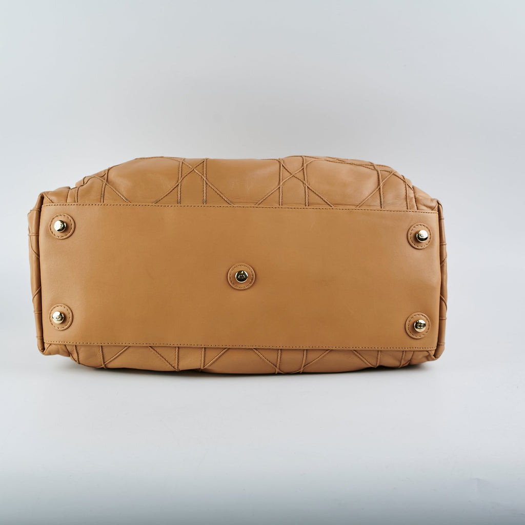 Dior Cannage Le Trente Leather Shoulder Bag Beige