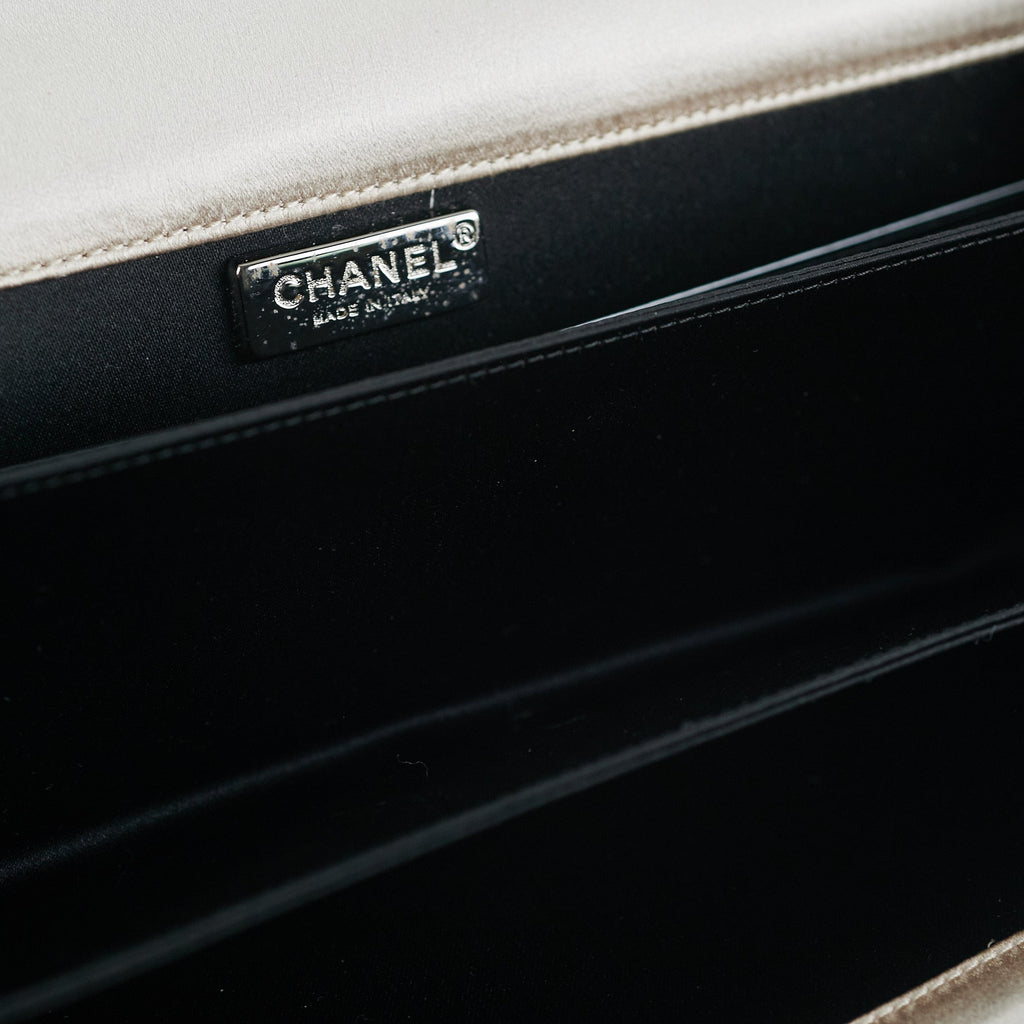 Chanel Lace Bow Clutch Black