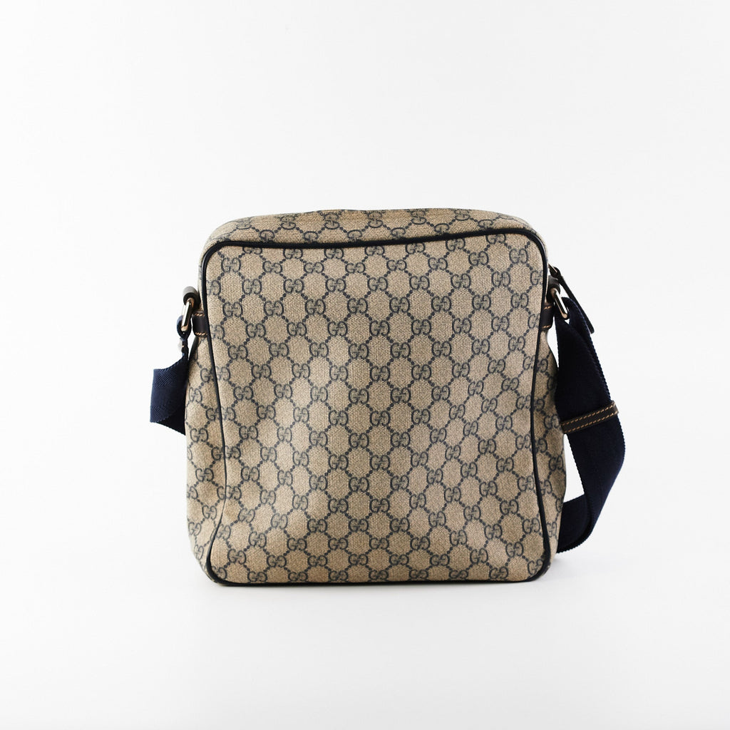Gucci Messenger GG Supreme Canvas Large