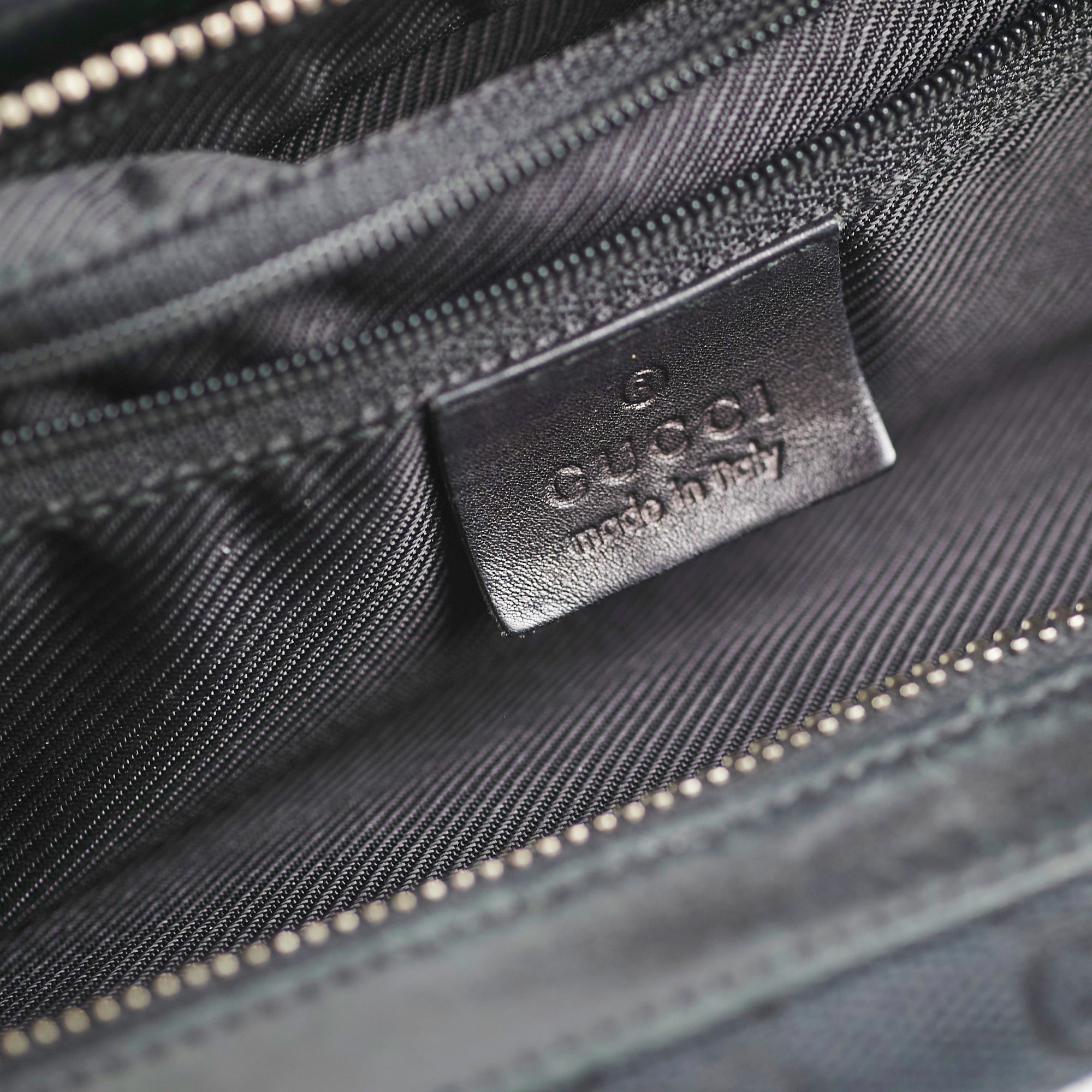 Gucci Vintage GG Canvas Black Shoulder Bag