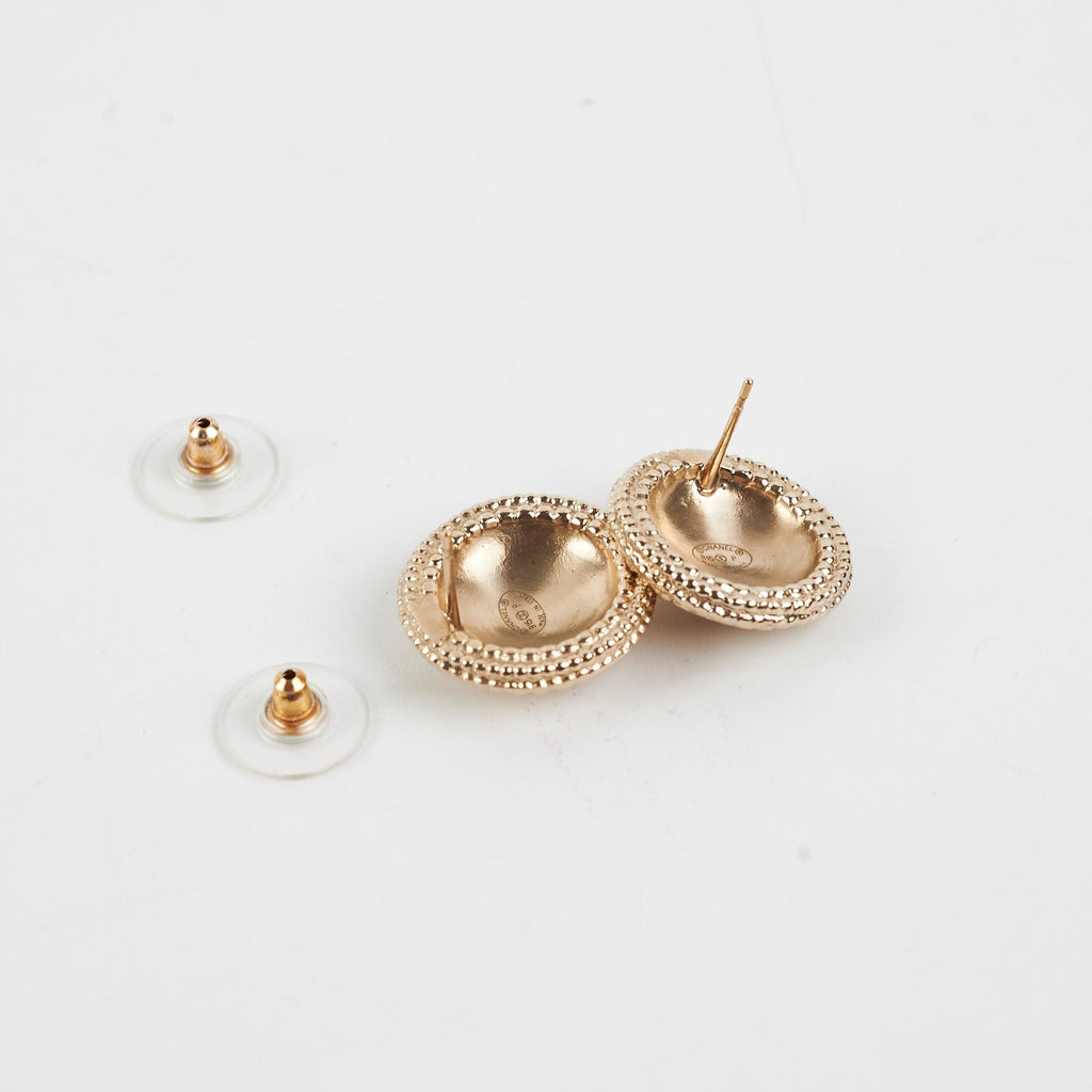 Chanel Round cc Logo Earrings