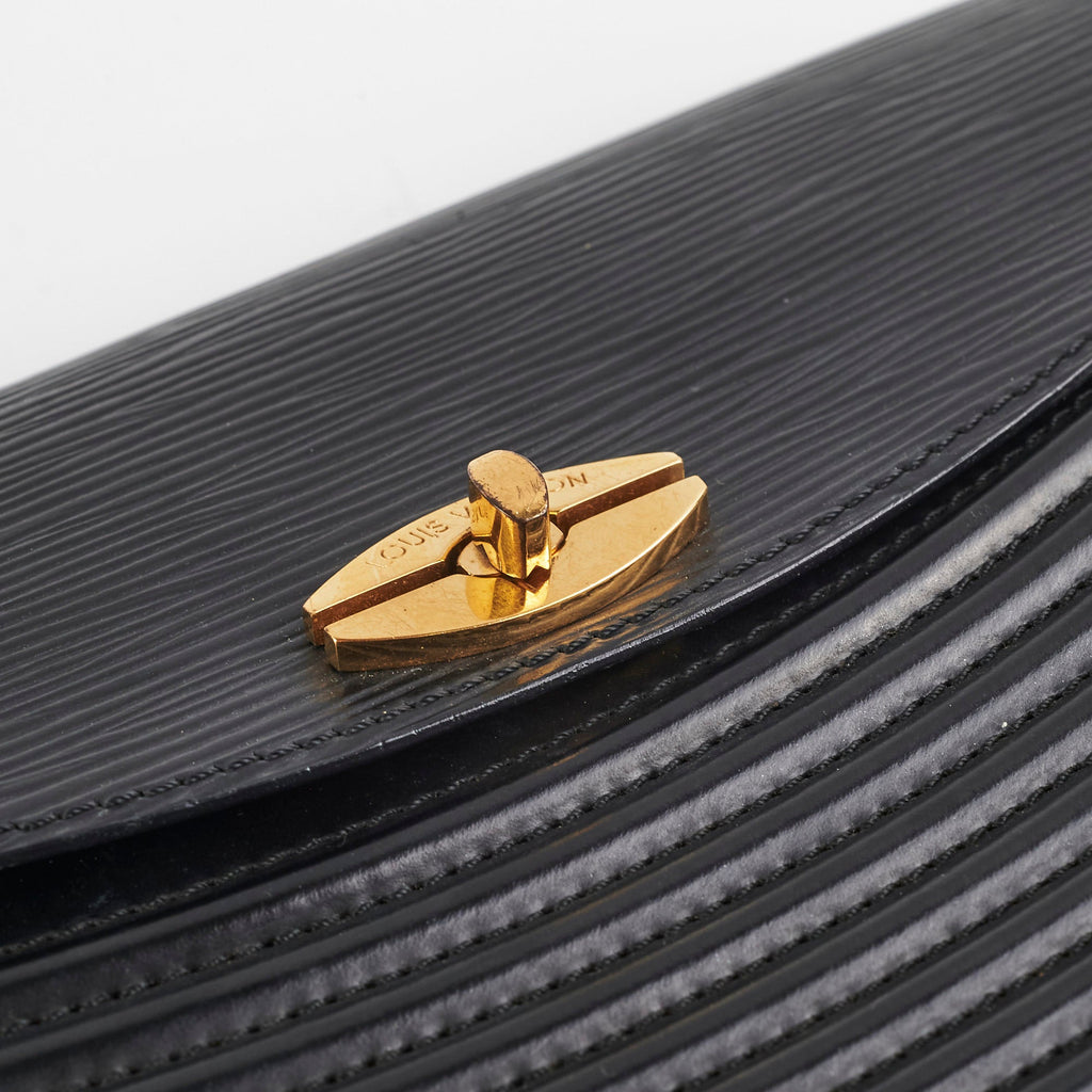 Louis Vuitton Vintage Clutch Epi Black