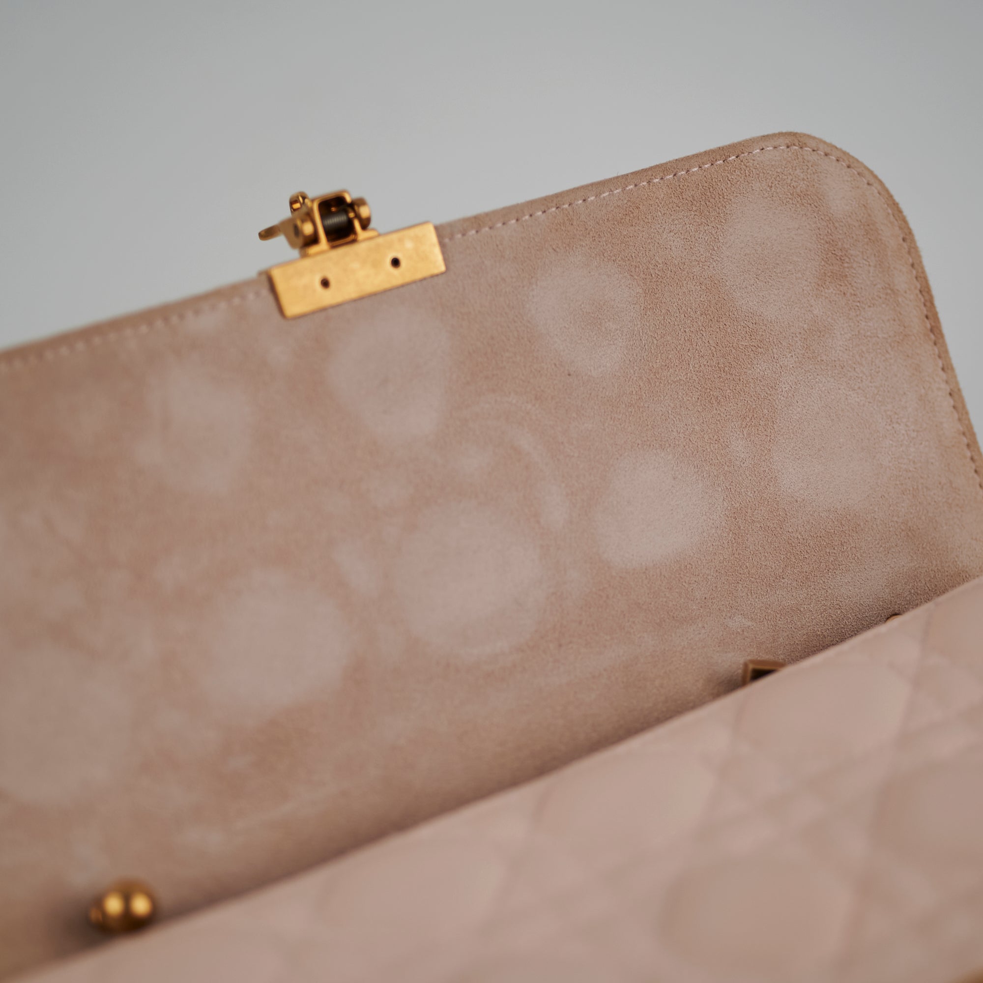 Christian Dior Dioraddict Flap Lambskin Light Pink