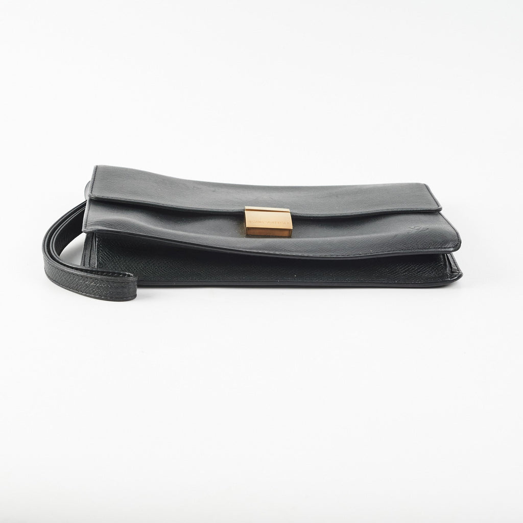 Louis Vuitton Clutch Black