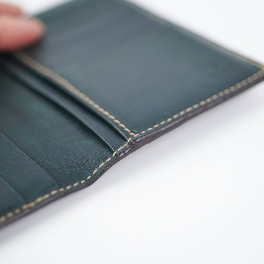 Gucci Leather Green holder Wallet