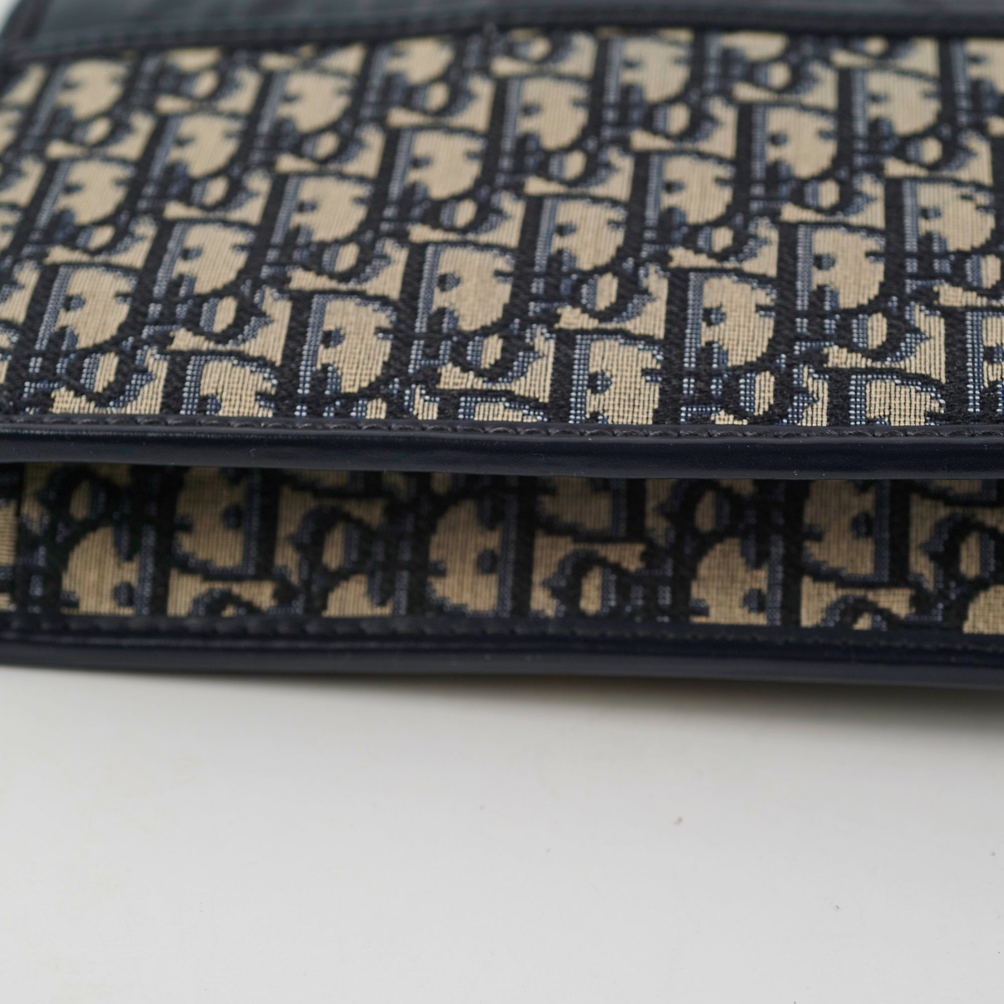 Christian Dior 30 Montaigne Oblique Crossbody Bag