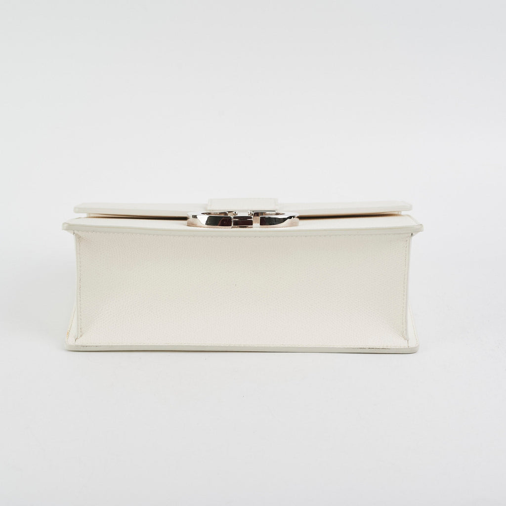 Christian Dior Montaigne 30 White