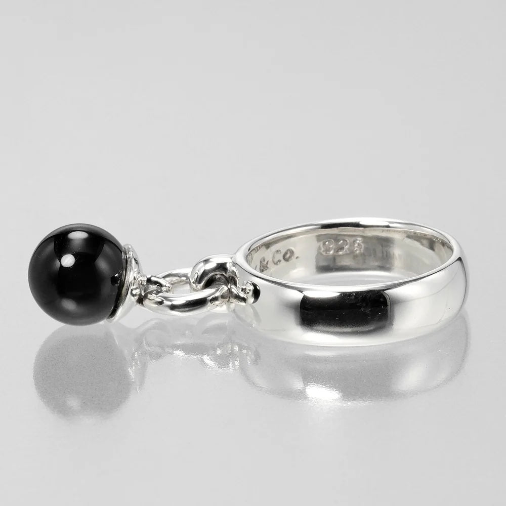 TIFFANY & CO. VINTAGE STERLING SILVER ONYX CHARM RING