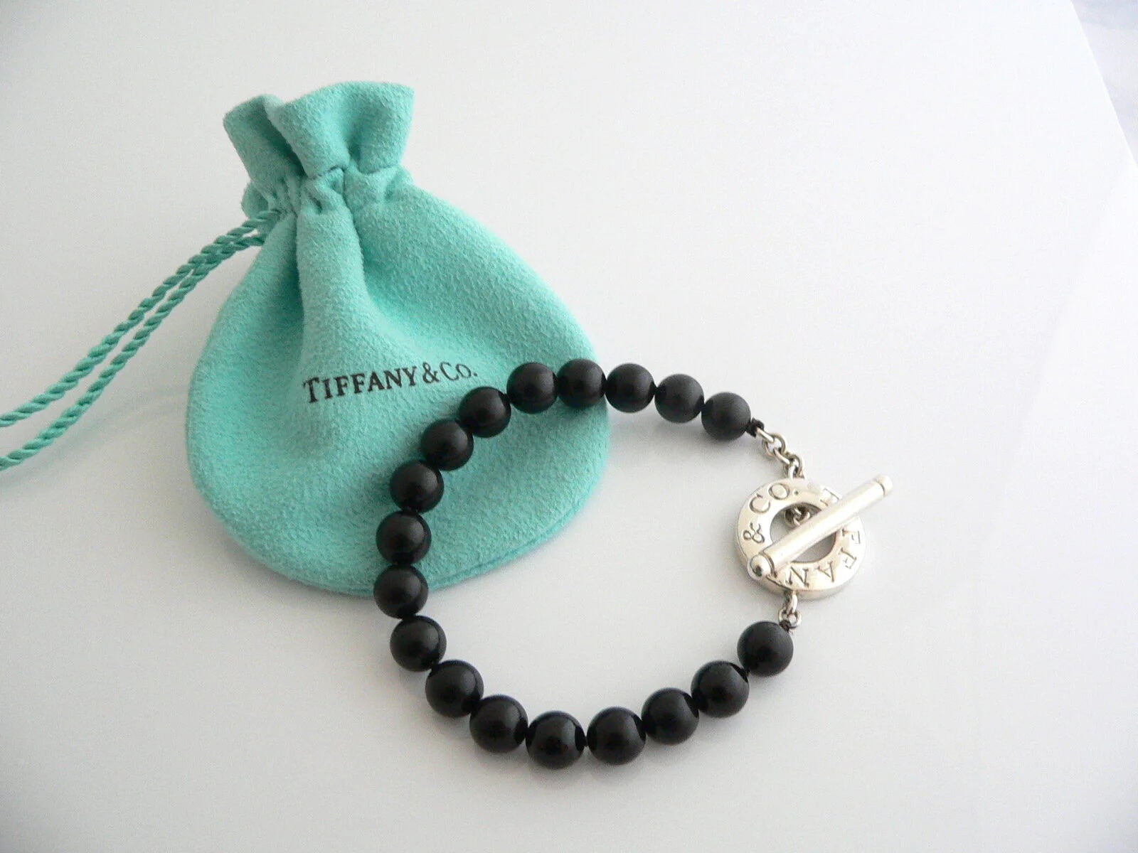 TIFFANY & CO. BLACK ONYX STERLING SILVER TOGGLE BRACELET