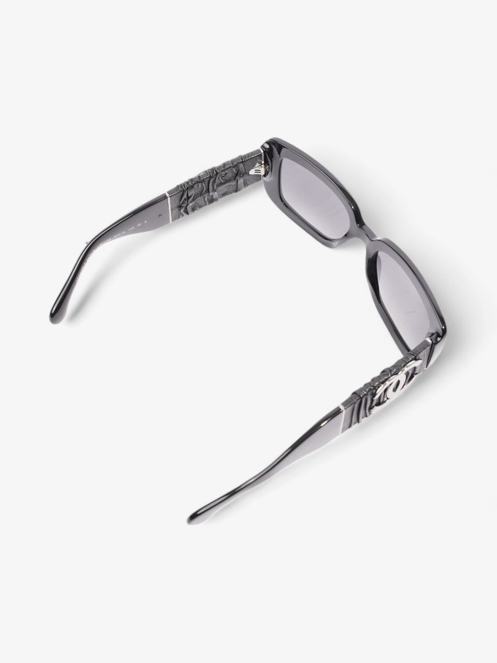 Chanel CC Sunglasses Black Acetate 140mm