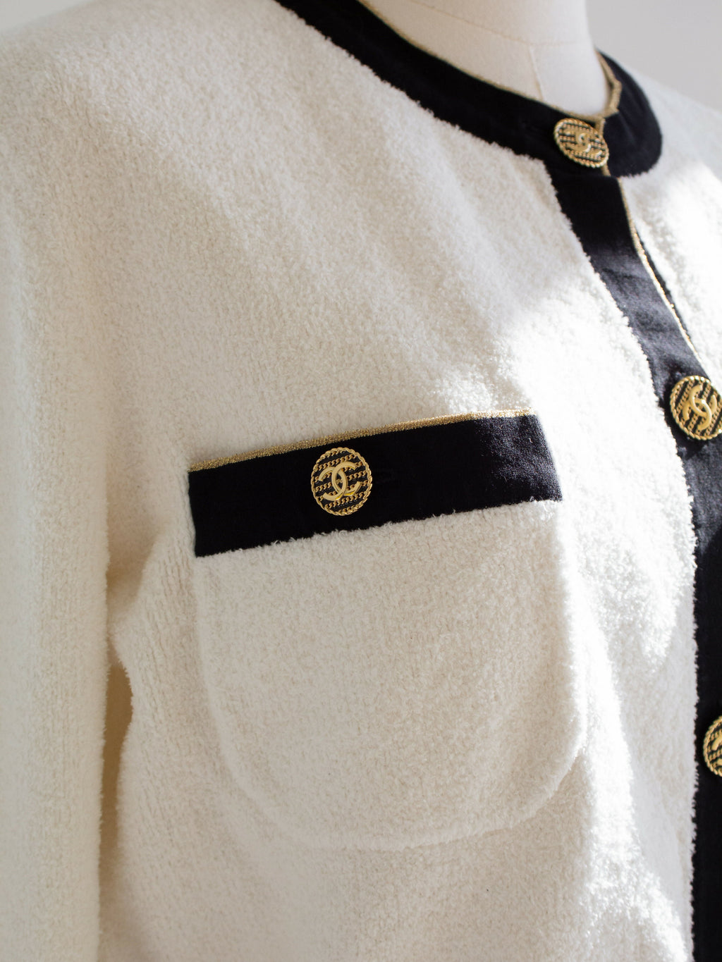 Chanel Cruise 2019 La Pausa White Black Gold Terry 19C igan Jacket