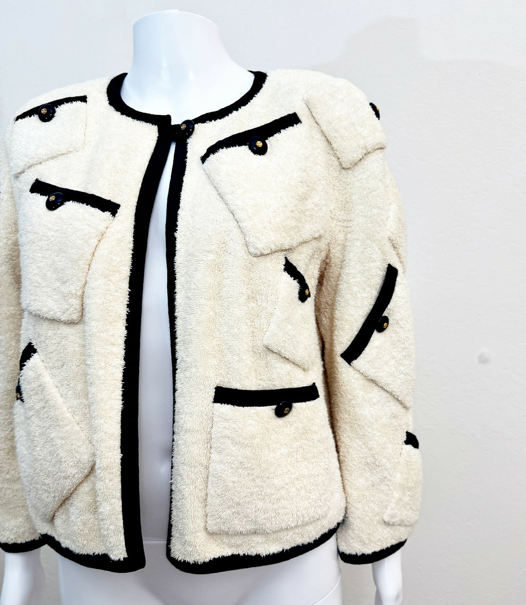 Chanel Vintage 2003 Beige Shearling Pocket on Pocket Jacket